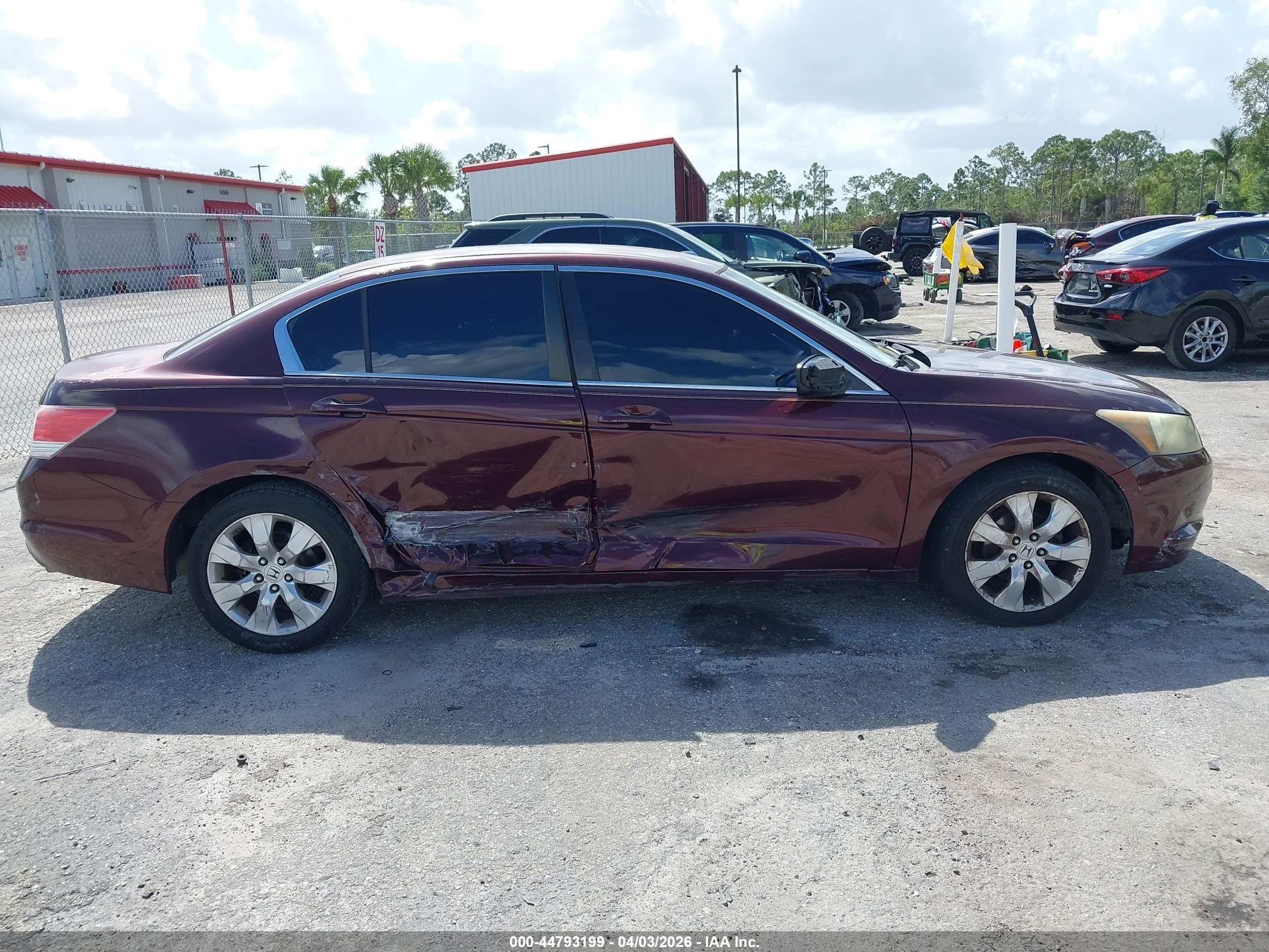 2010 Honda Accord 2.4 Lx Burgundy vin: 1HGCP2F35AA158112