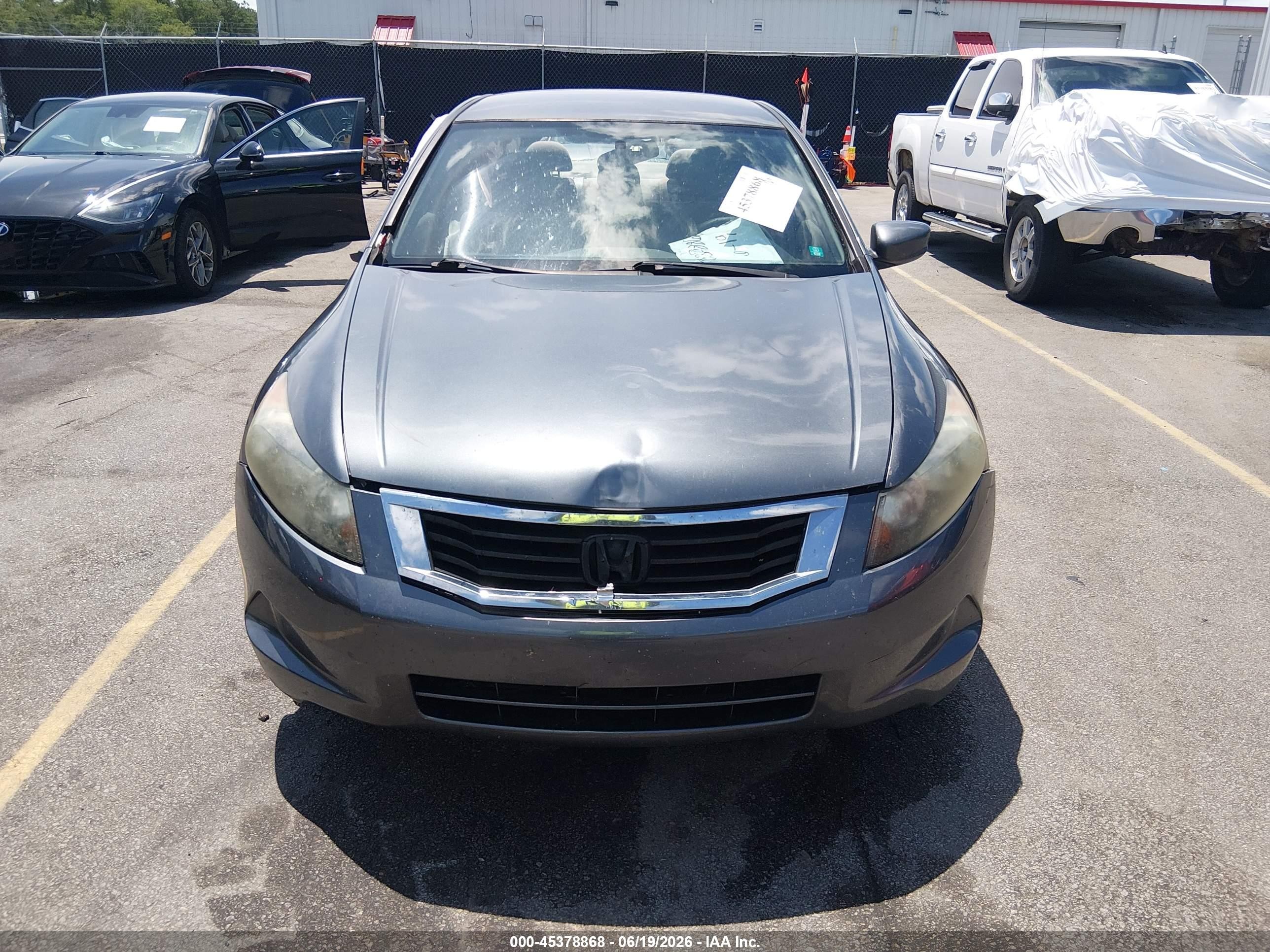 2010 Honda Accord 2.4 Lx Silver vin: 1HGCP2F35AA182345