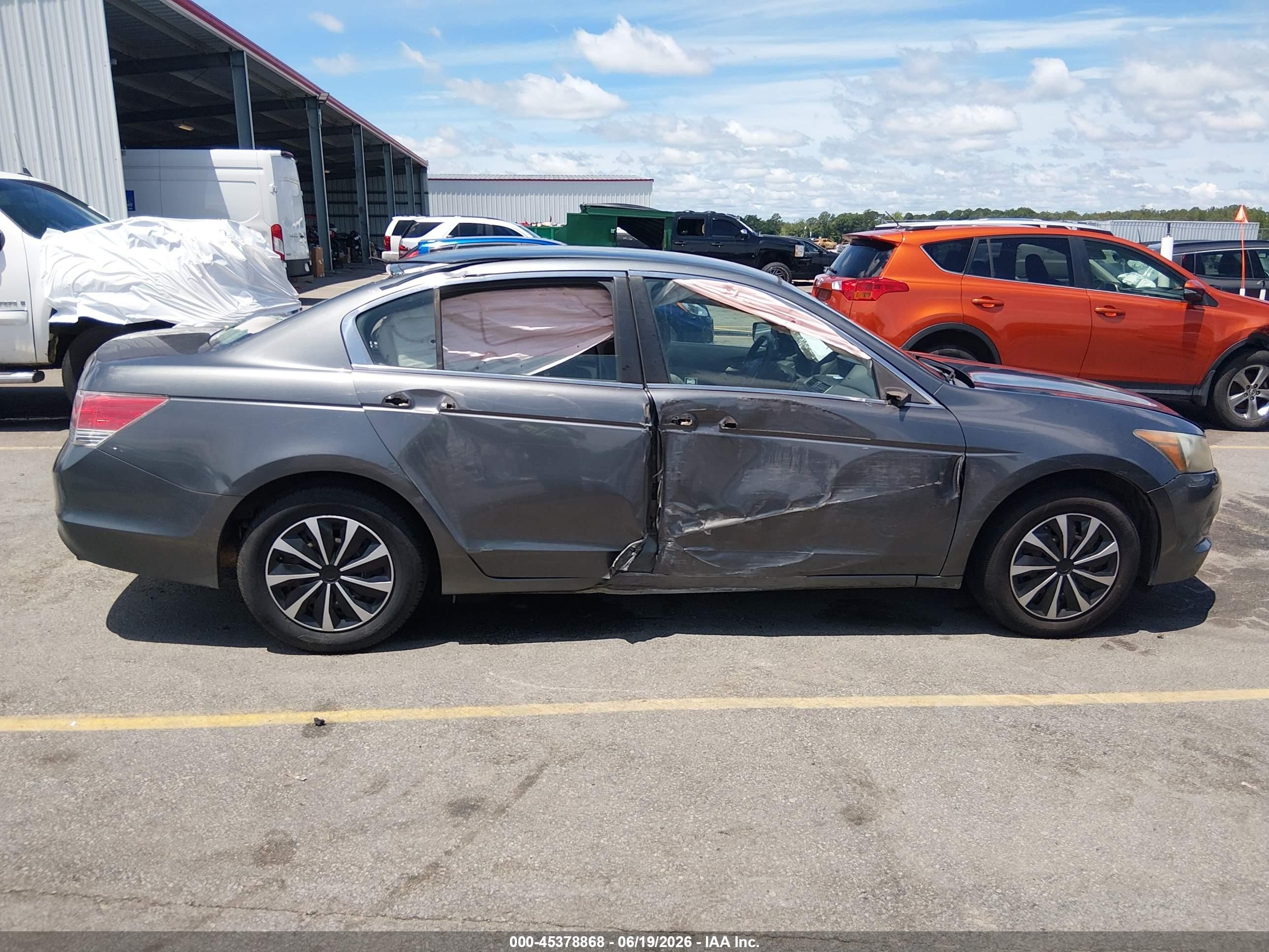 2010 Honda Accord 2.4 Lx Silver vin: 1HGCP2F35AA182345