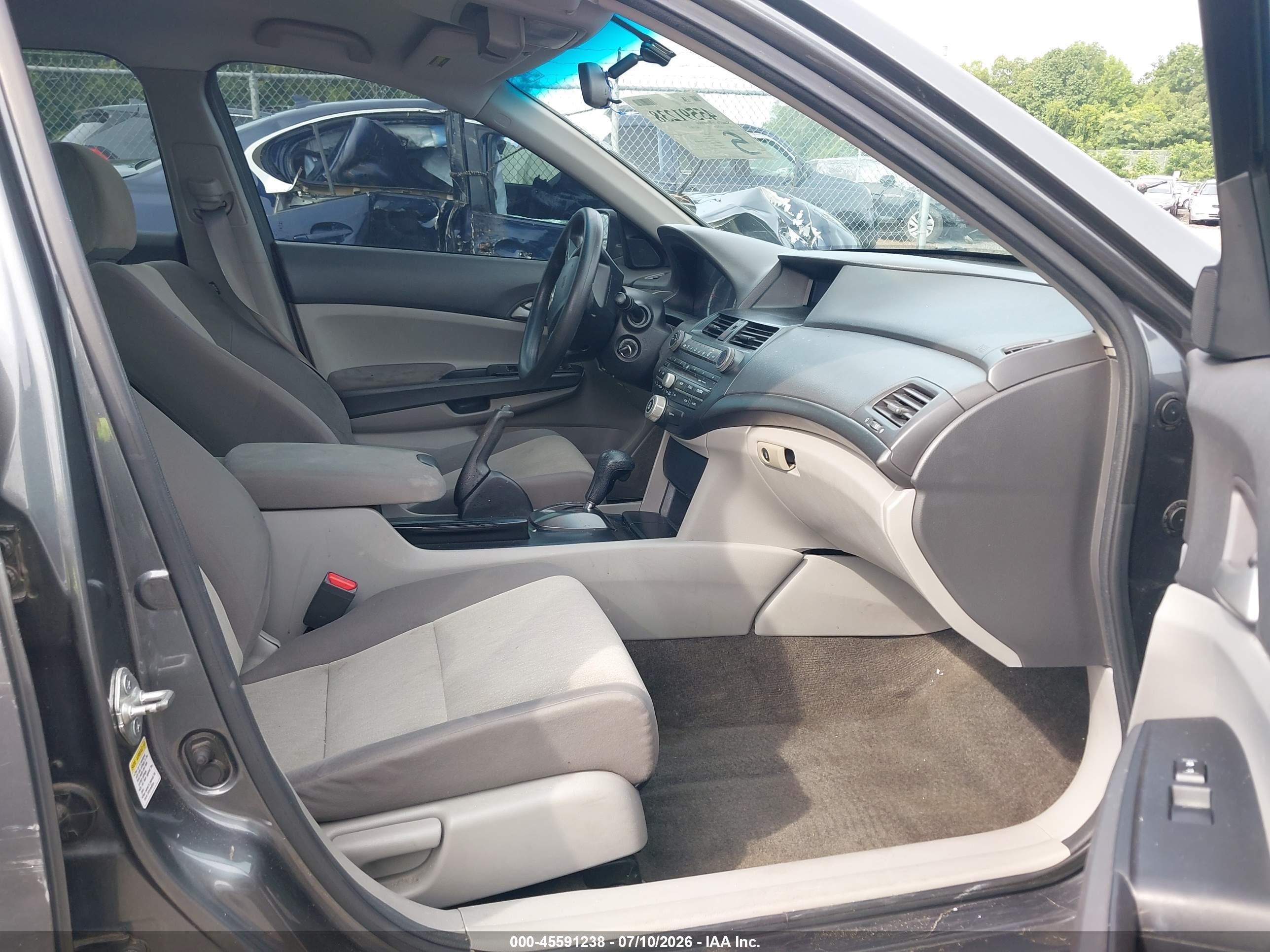 2010 Honda Accord 2.4 Lx Gray vin: 1HGCP2F35AA196567
