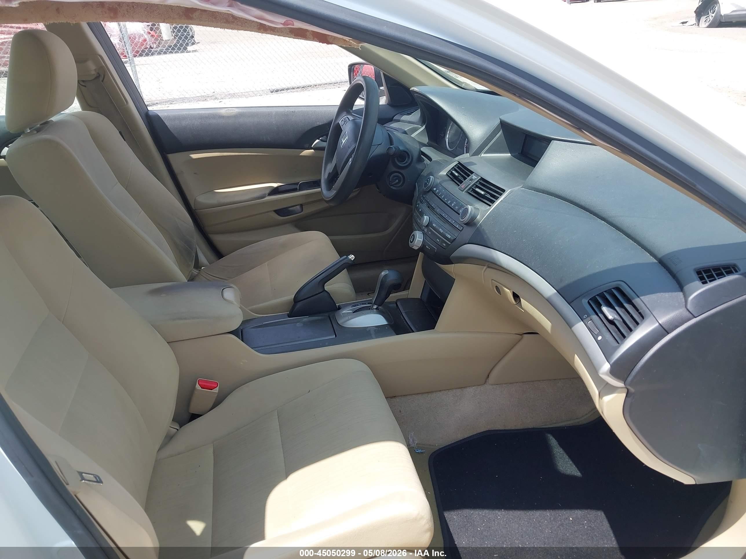 2011 Honda Accord 2.4 Lx White vin: 1HGCP2F35BA014903