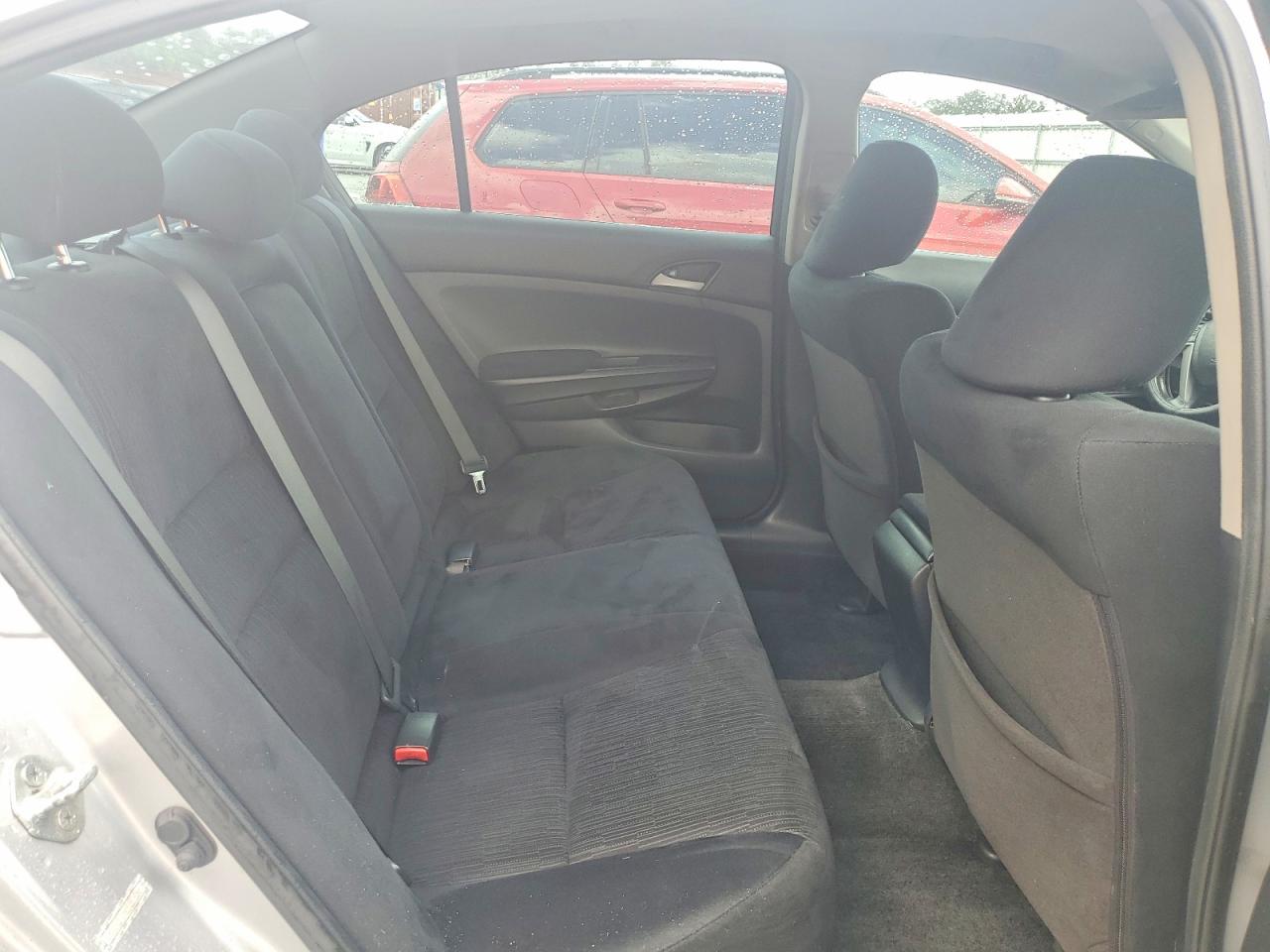 2011 Honda Accord Lx Silver vin: 1HGCP2F35BA030650