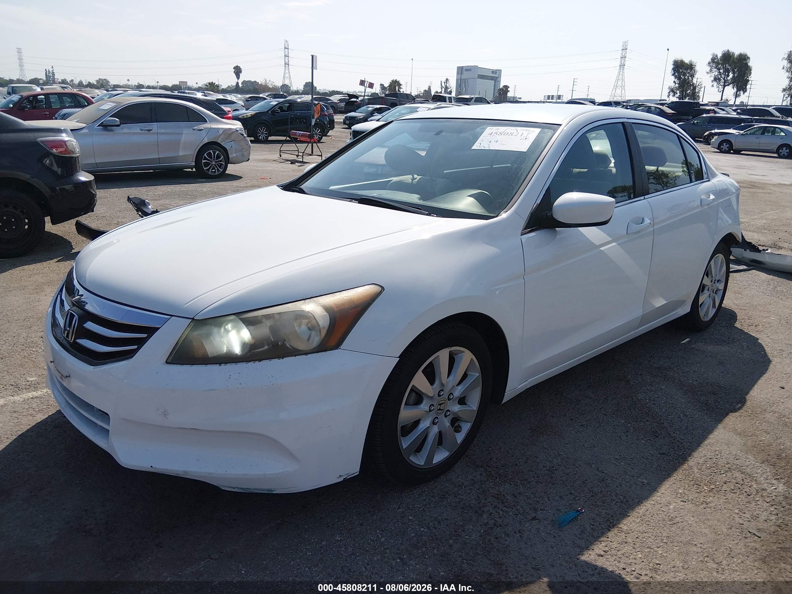 2011 Honda Accord 2.4 Lx White vin: 1HGCP2F35BA137617
