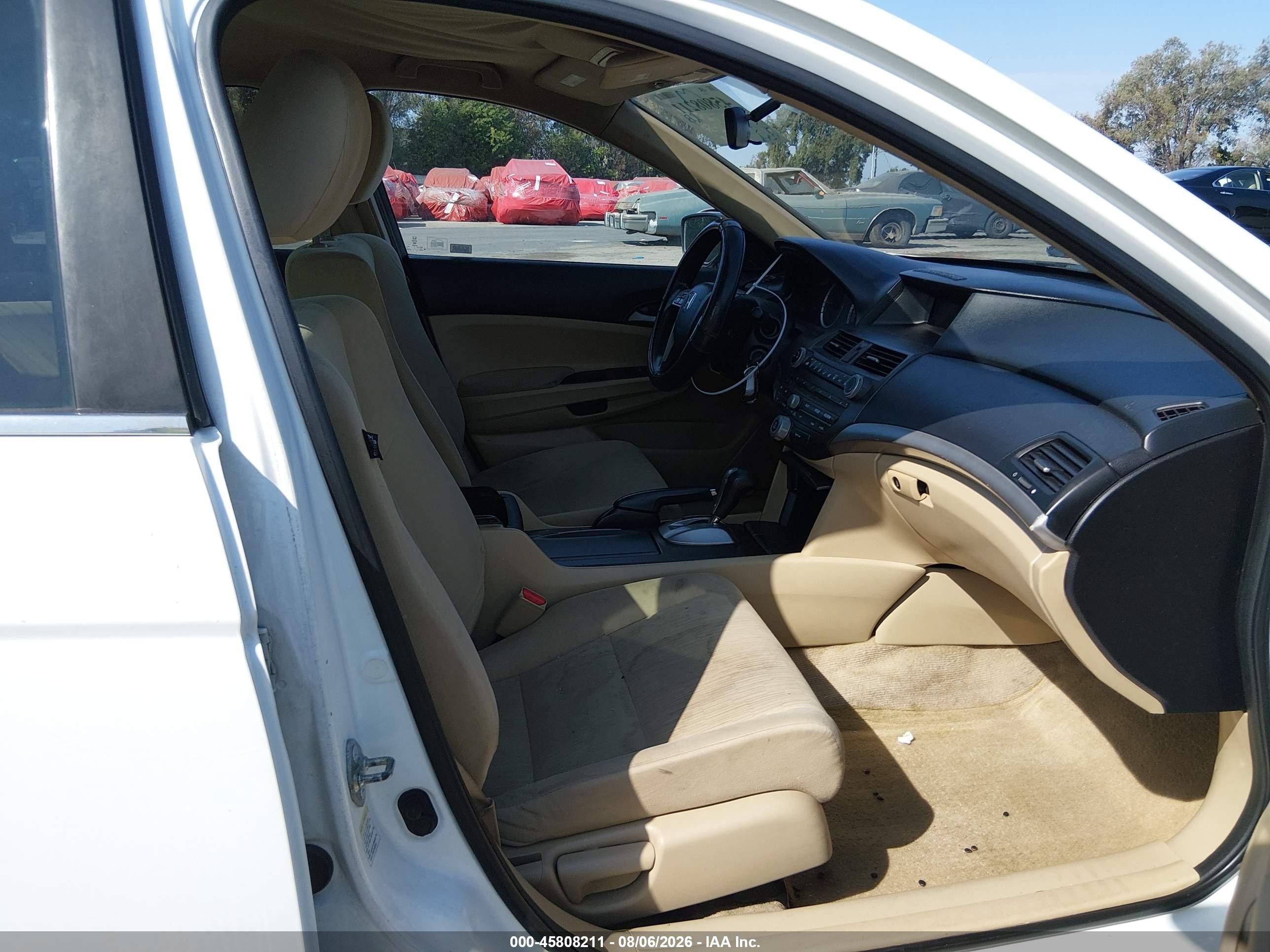 2011 Honda Accord 2.4 Lx White vin: 1HGCP2F35BA137617