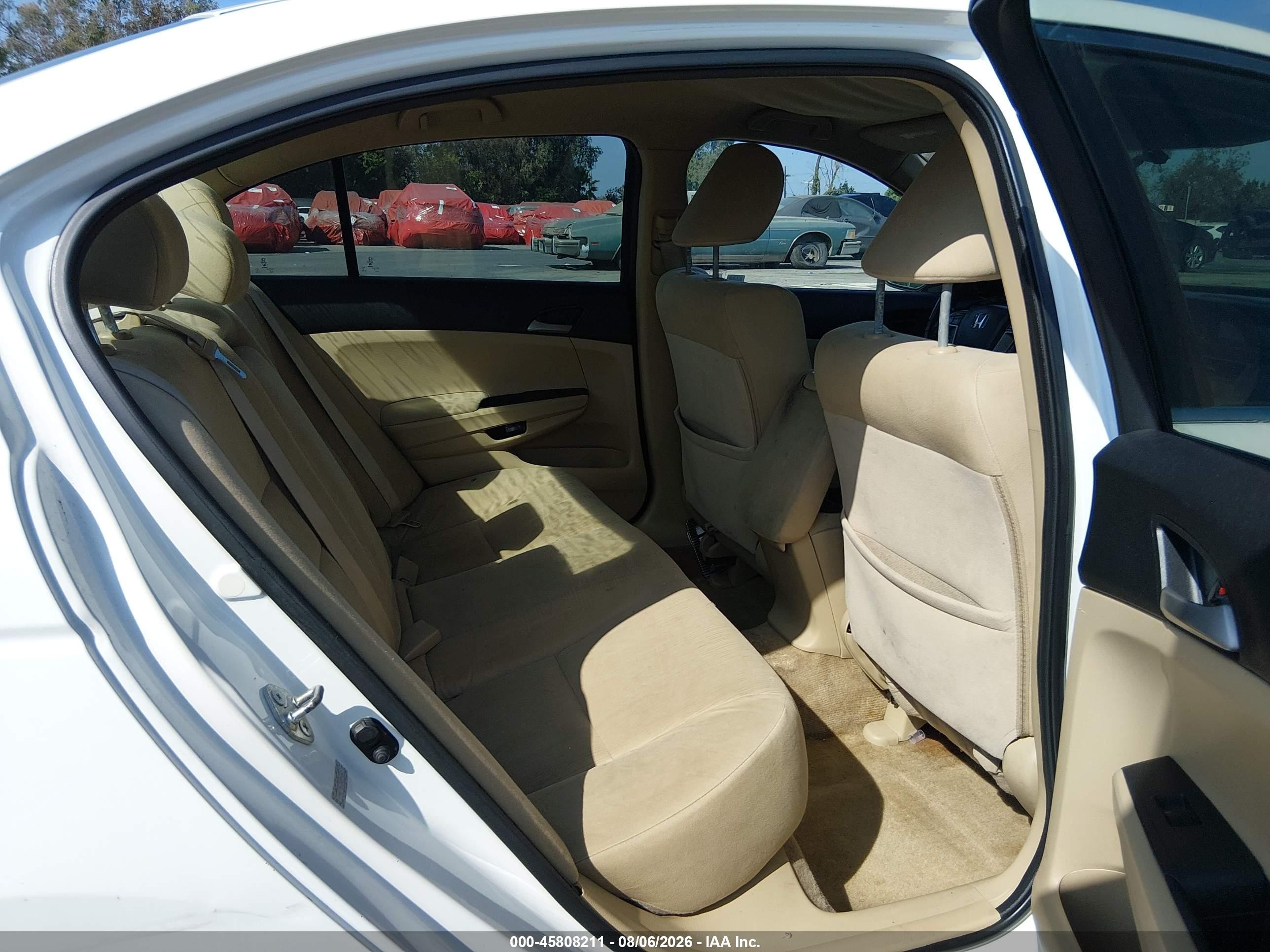 2011 Honda Accord 2.4 Lx White vin: 1HGCP2F35BA137617