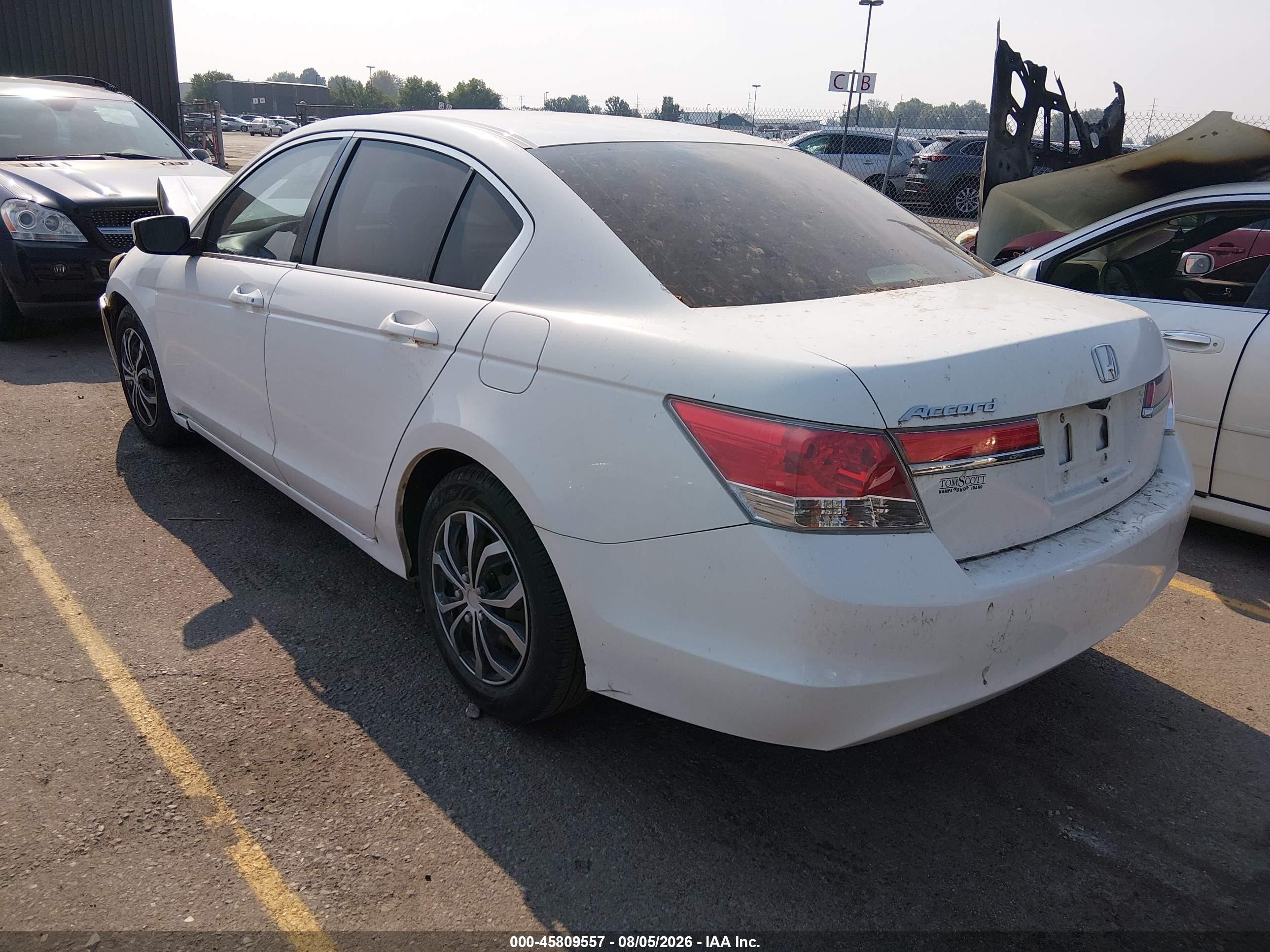 2011 Honda Accord 2.4 Lx White vin: 1HGCP2F35BA146706