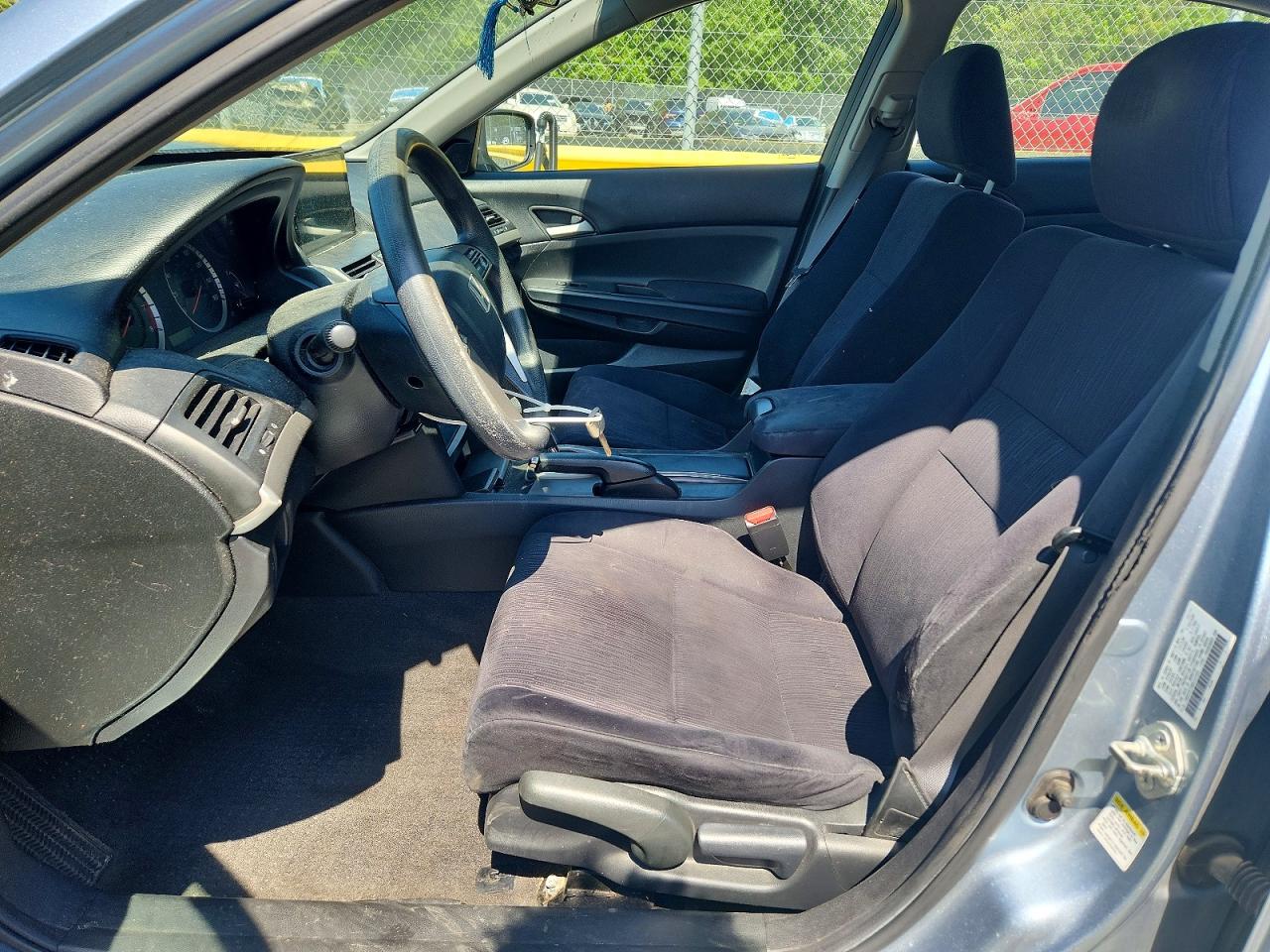 2011 Honda Accord Lx Blue vin: 1HGCP2F35BA147208