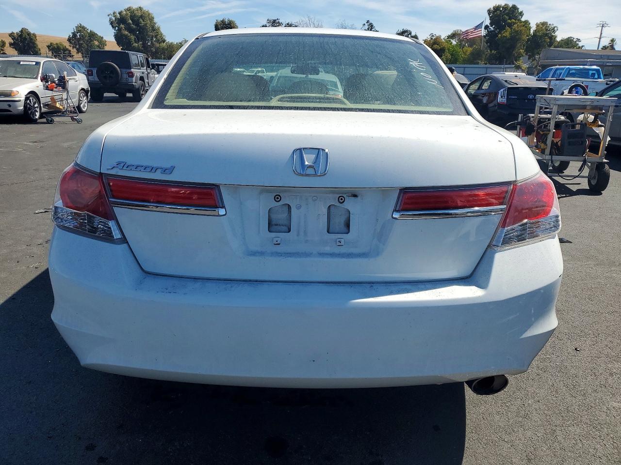 2012 Honda Accord Lx White vin: 1HGCP2F35CA139112