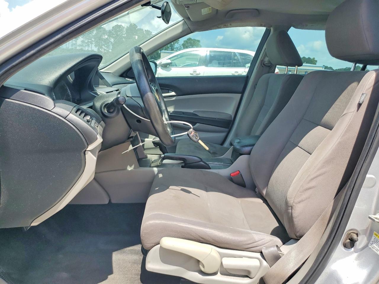 2012 Honda Accord Lx Серебряный vin: 1HGCP2F35CA158825
