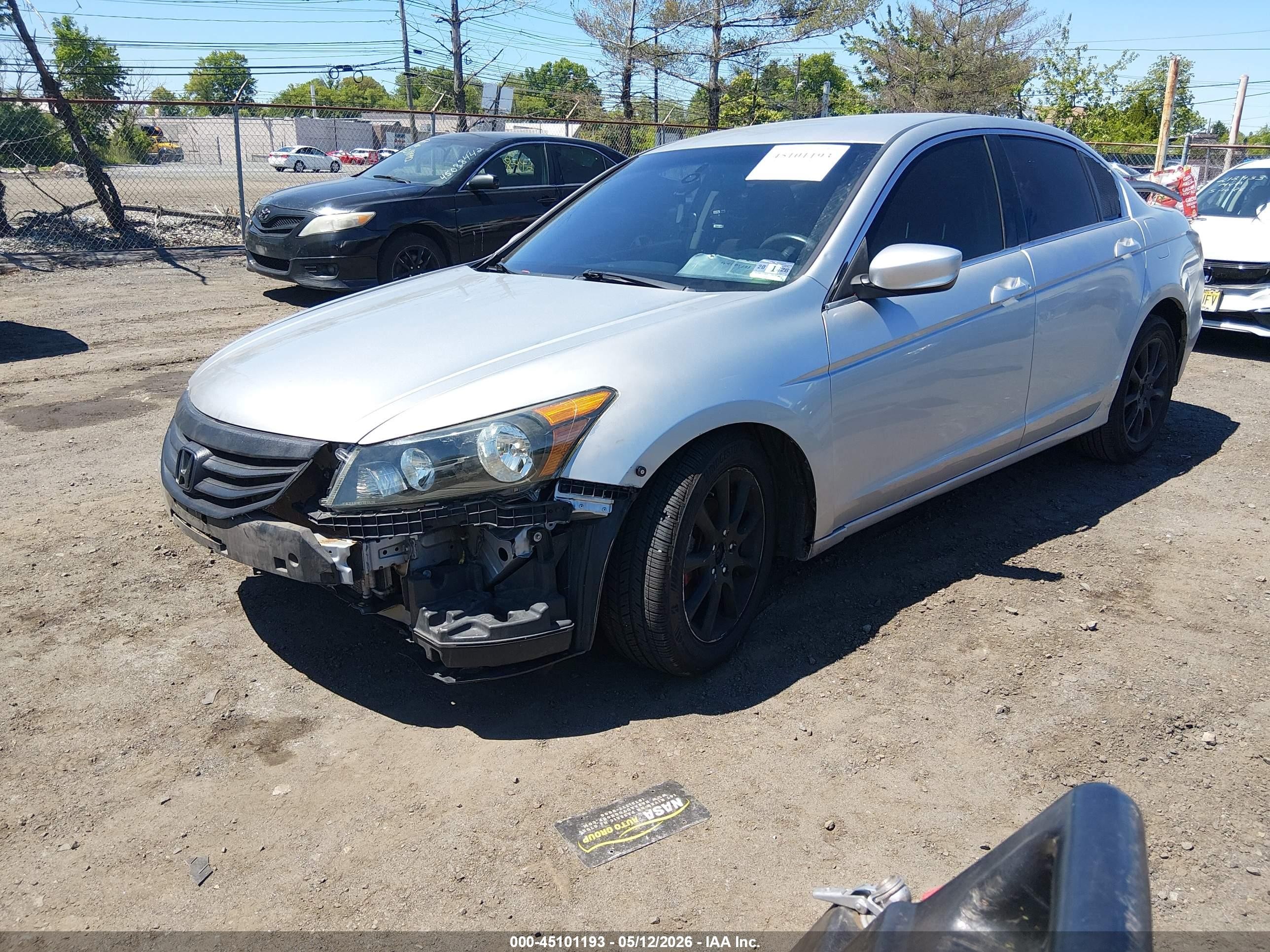 2012 Honda Accord 2.4 Lx Silver vin: 1HGCP2F35CA184986