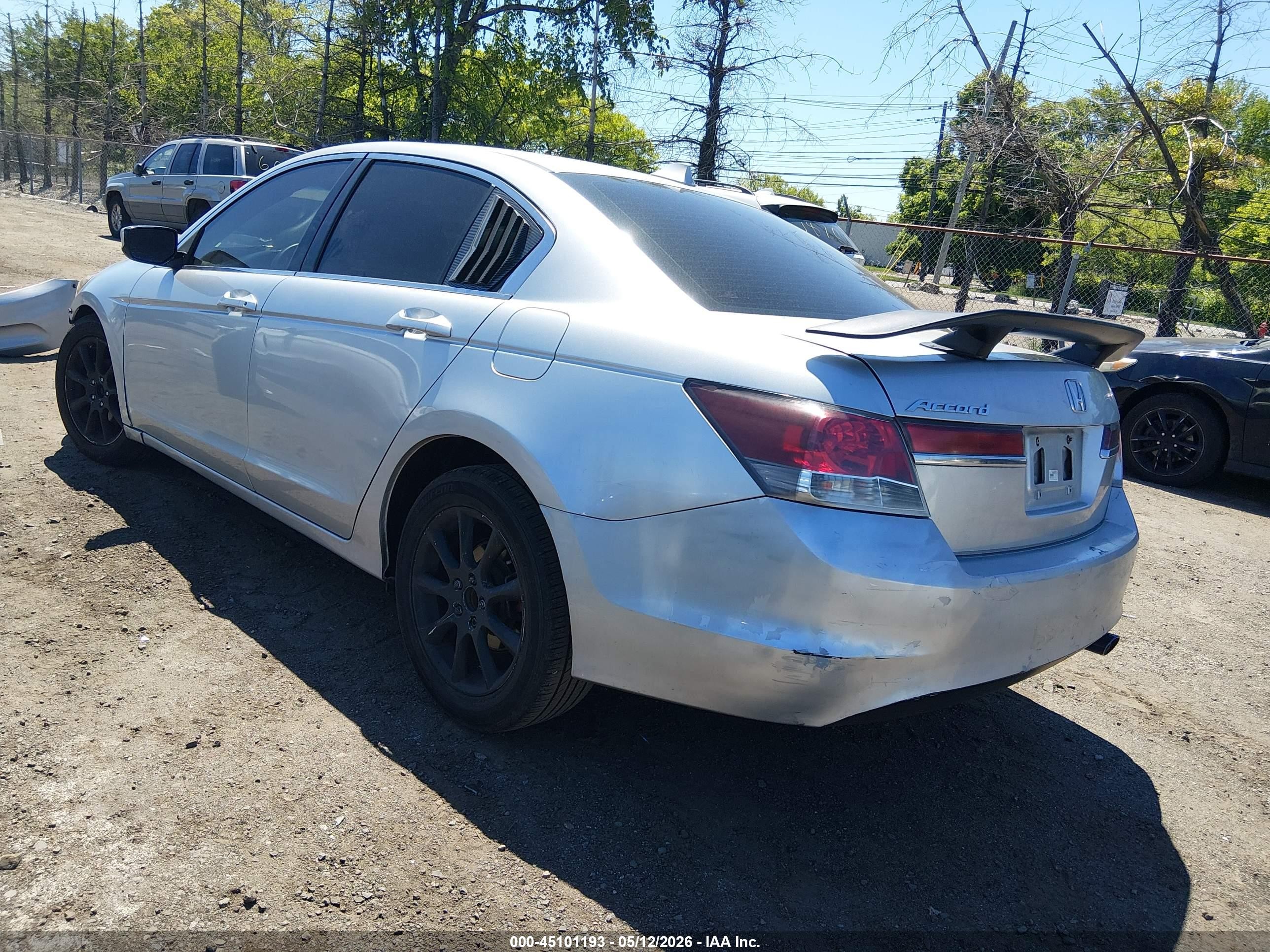 2012 Honda Accord 2.4 Lx Silver vin: 1HGCP2F35CA184986