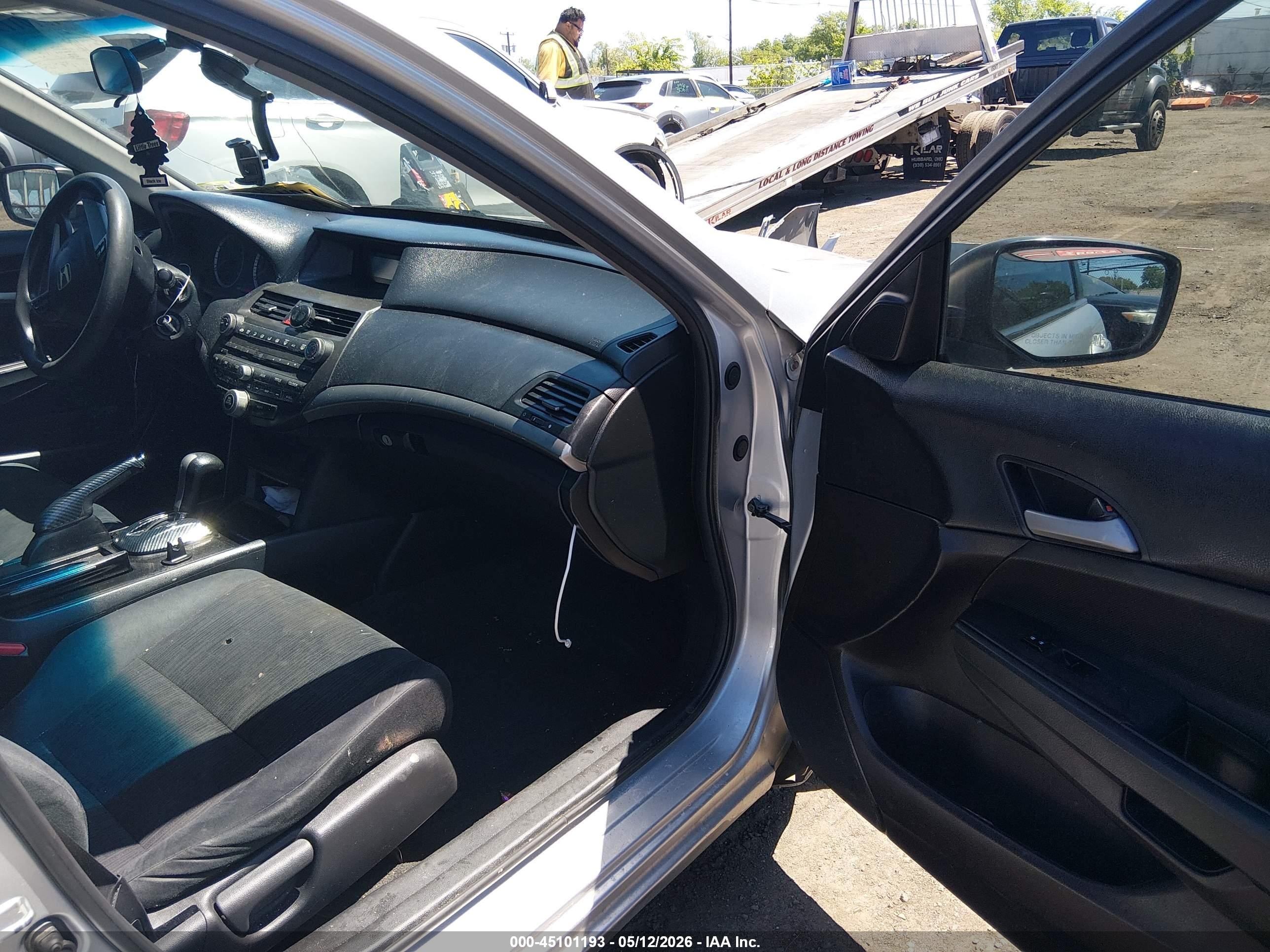 2012 Honda Accord 2.4 Lx Silver vin: 1HGCP2F35CA184986