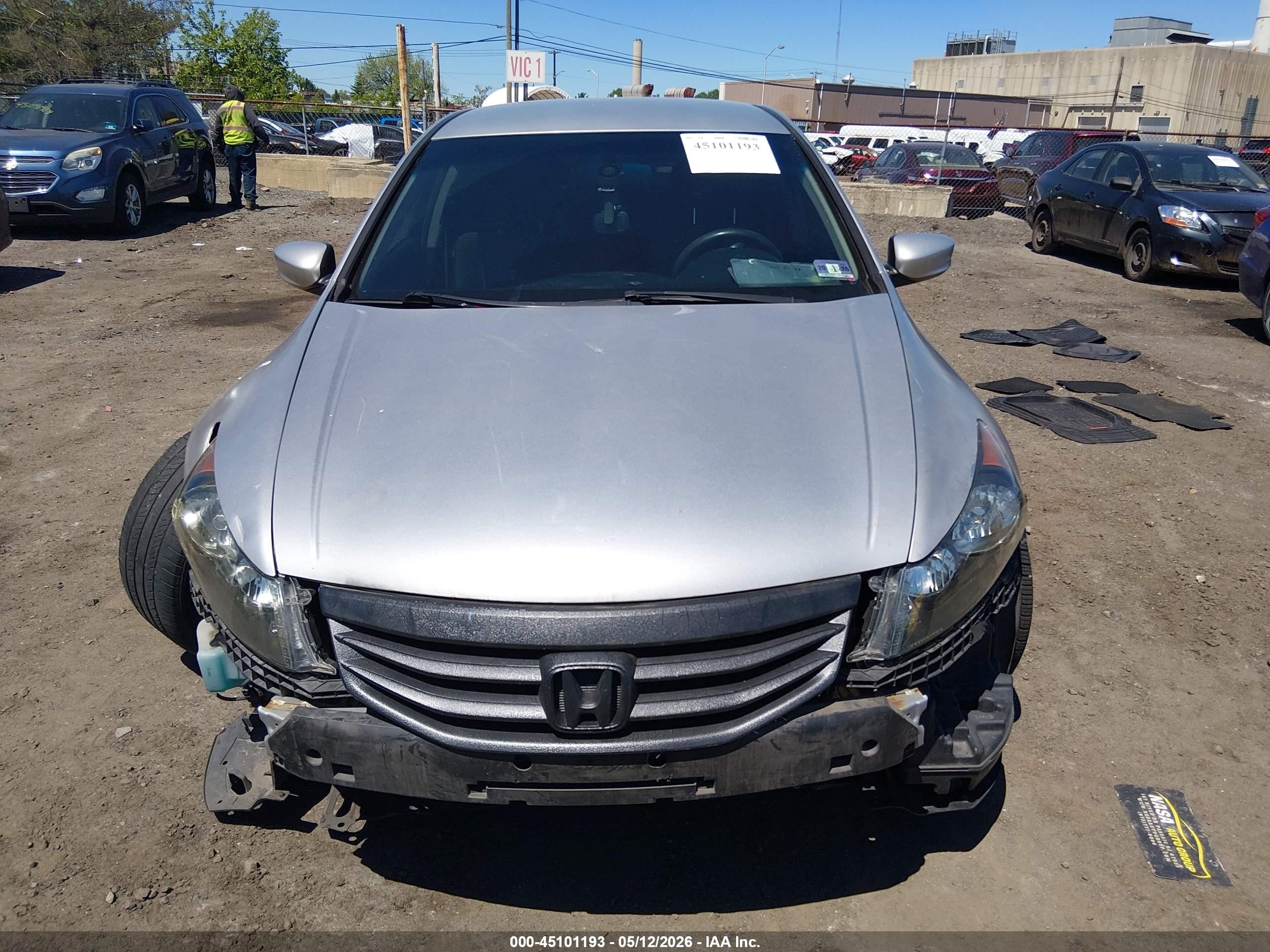 2012 Honda Accord 2.4 Lx Silver vin: 1HGCP2F35CA184986
