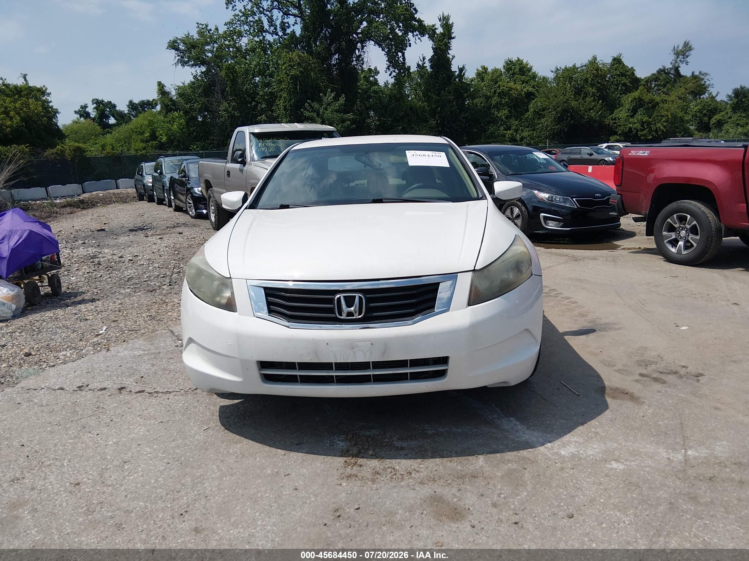 2010 Honda Accord 2.4 Lx Белый vin: 1HGCP2F36AA009434