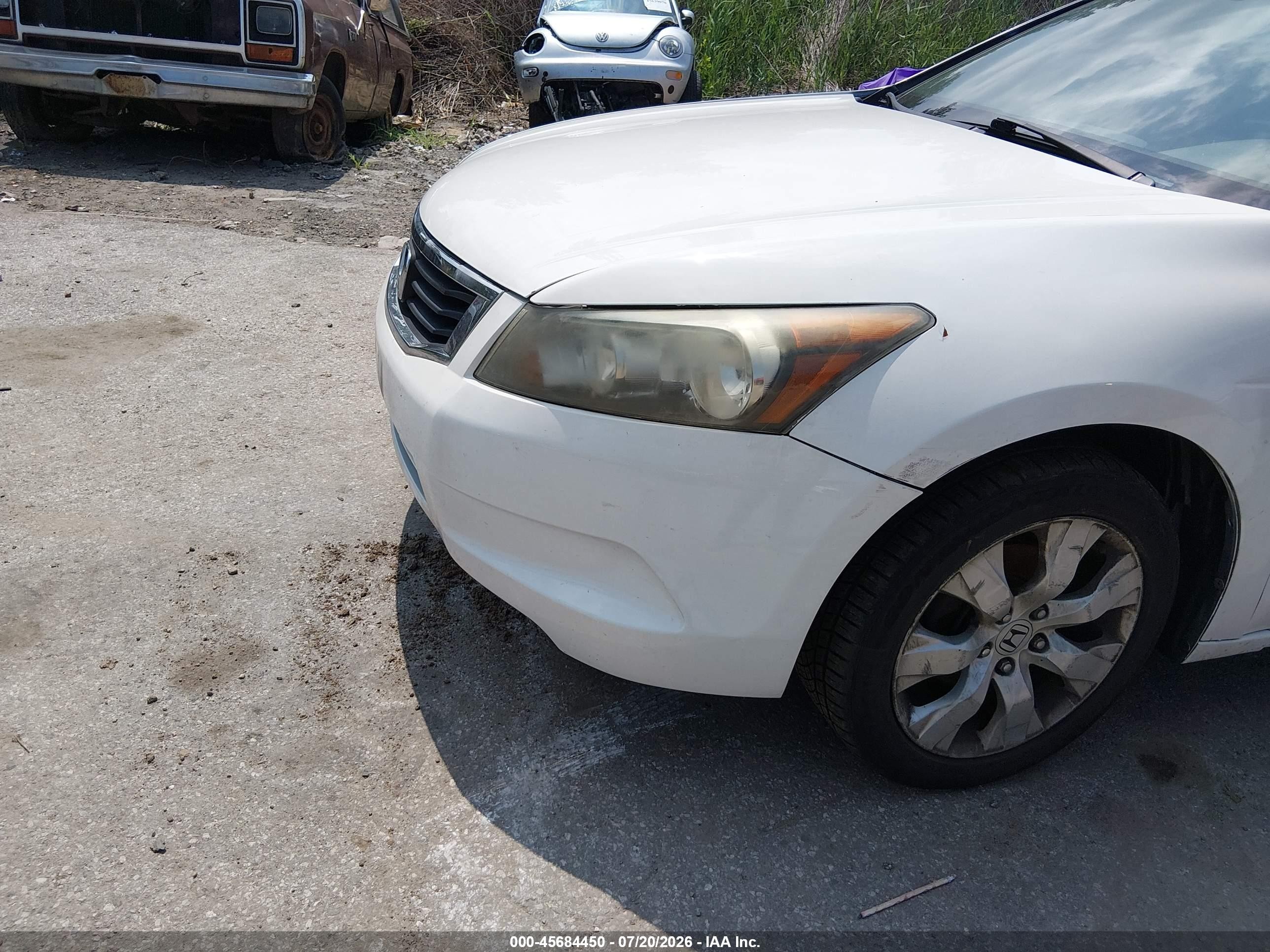 2010 Honda Accord 2.4 Lx Белый vin: 1HGCP2F36AA009434