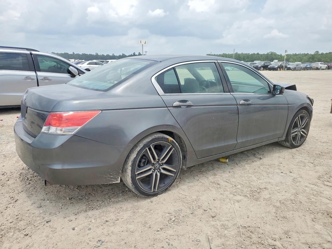 2010 Honda Accord Lx Silver vin: 1HGCP2F36AA063686