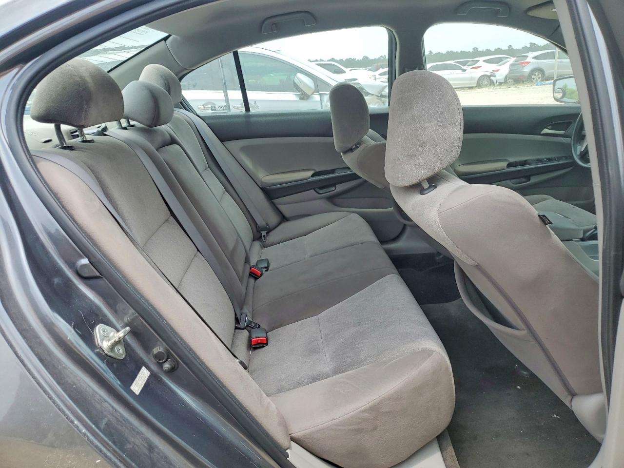 2010 Honda Accord Lx Silver vin: 1HGCP2F36AA063686