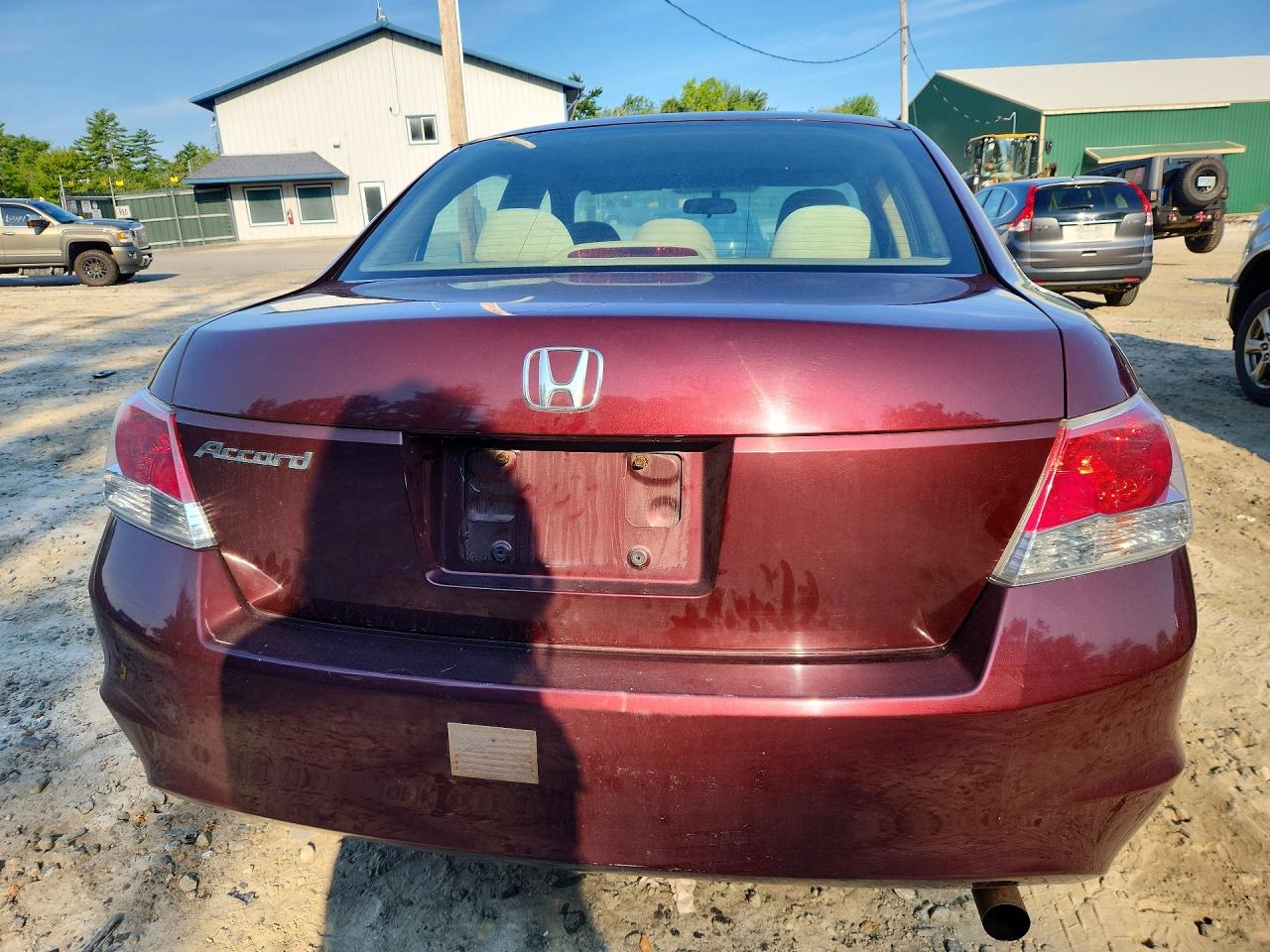 2010 Honda Accord Lx Red vin: 1HGCP2F36AA097773