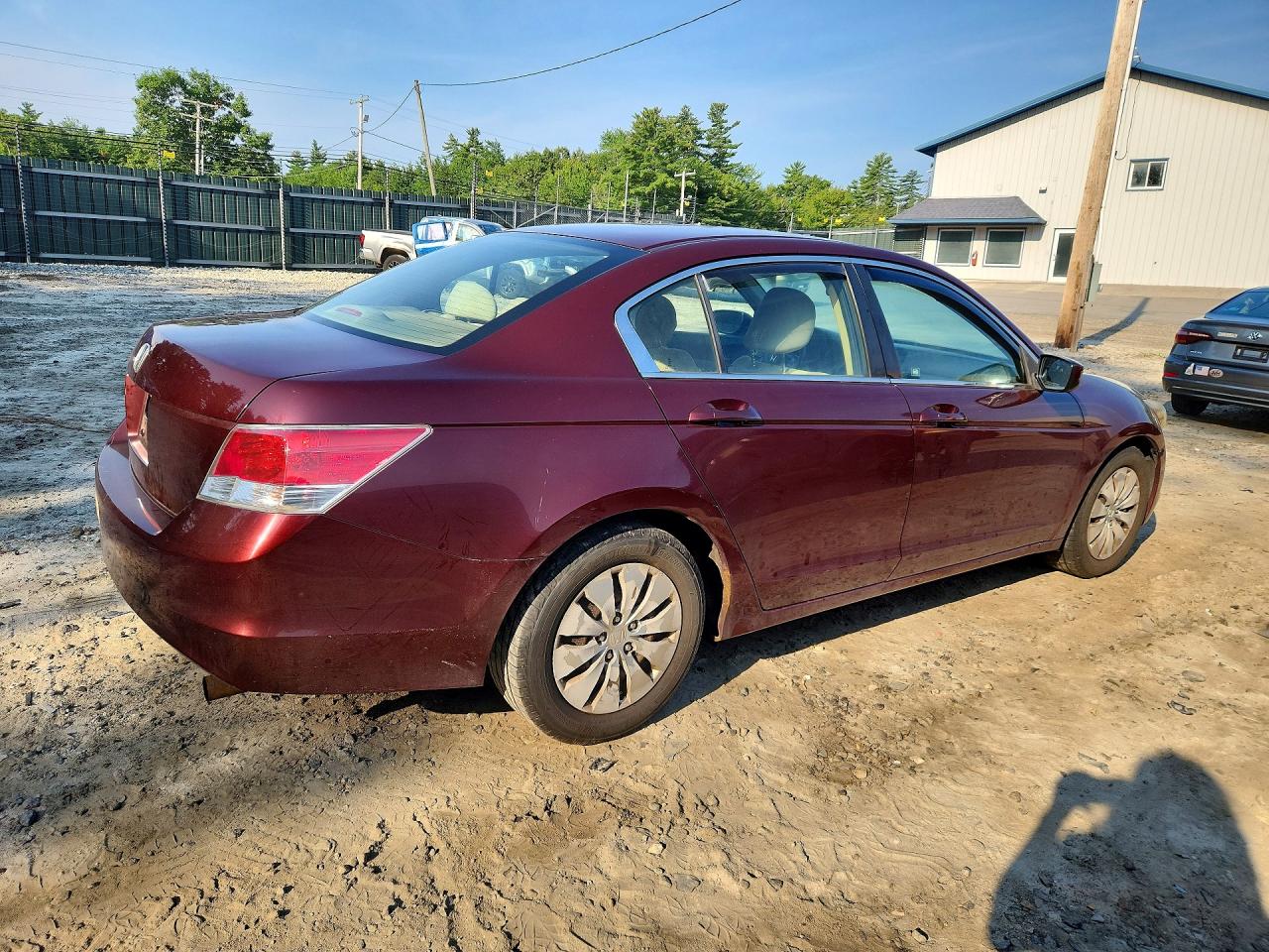 2010 Honda Accord Lx Red vin: 1HGCP2F36AA097773