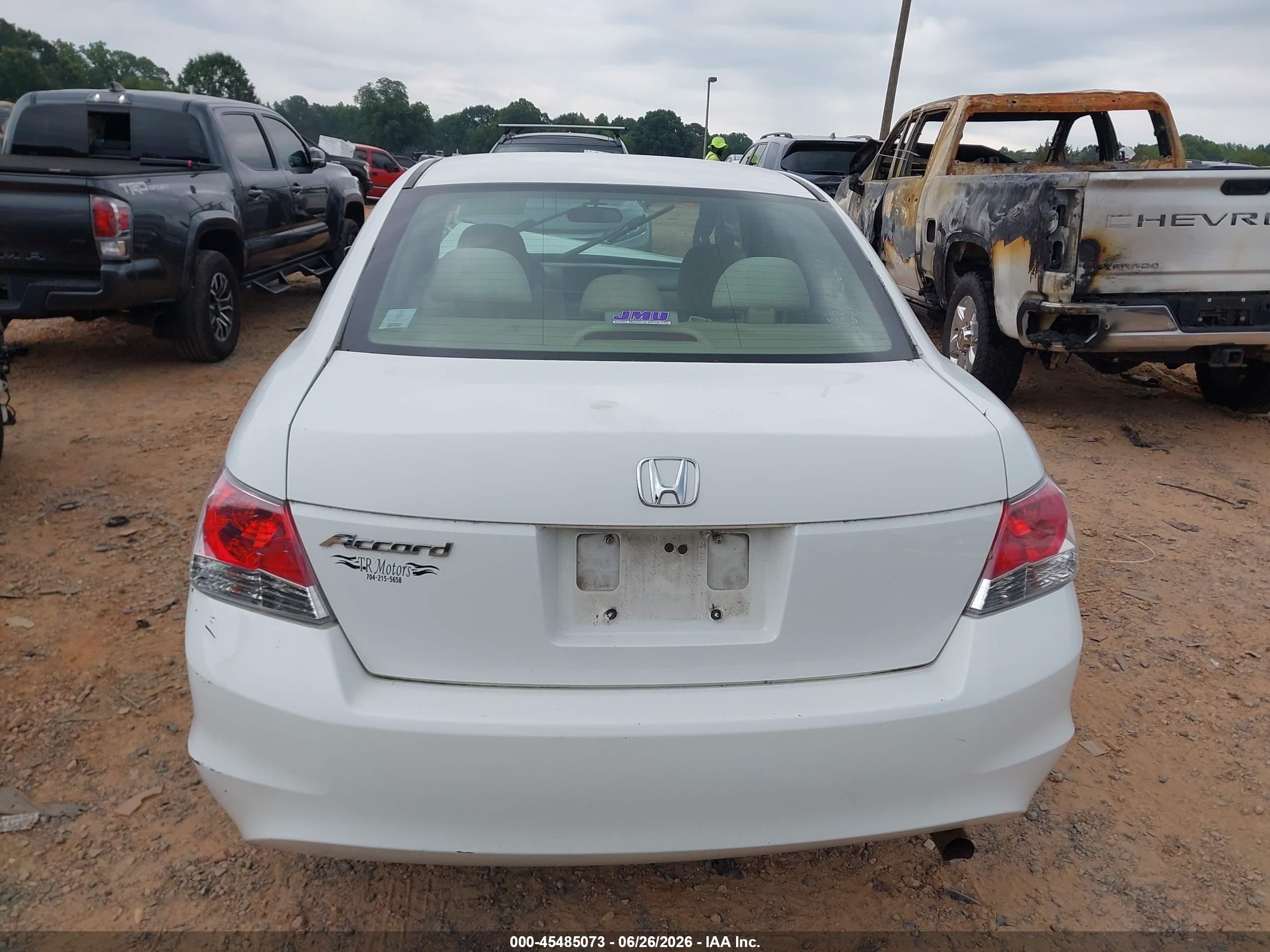 2010 Honda Accord 2.4 Lx White vin: 1HGCP2F36AA129282