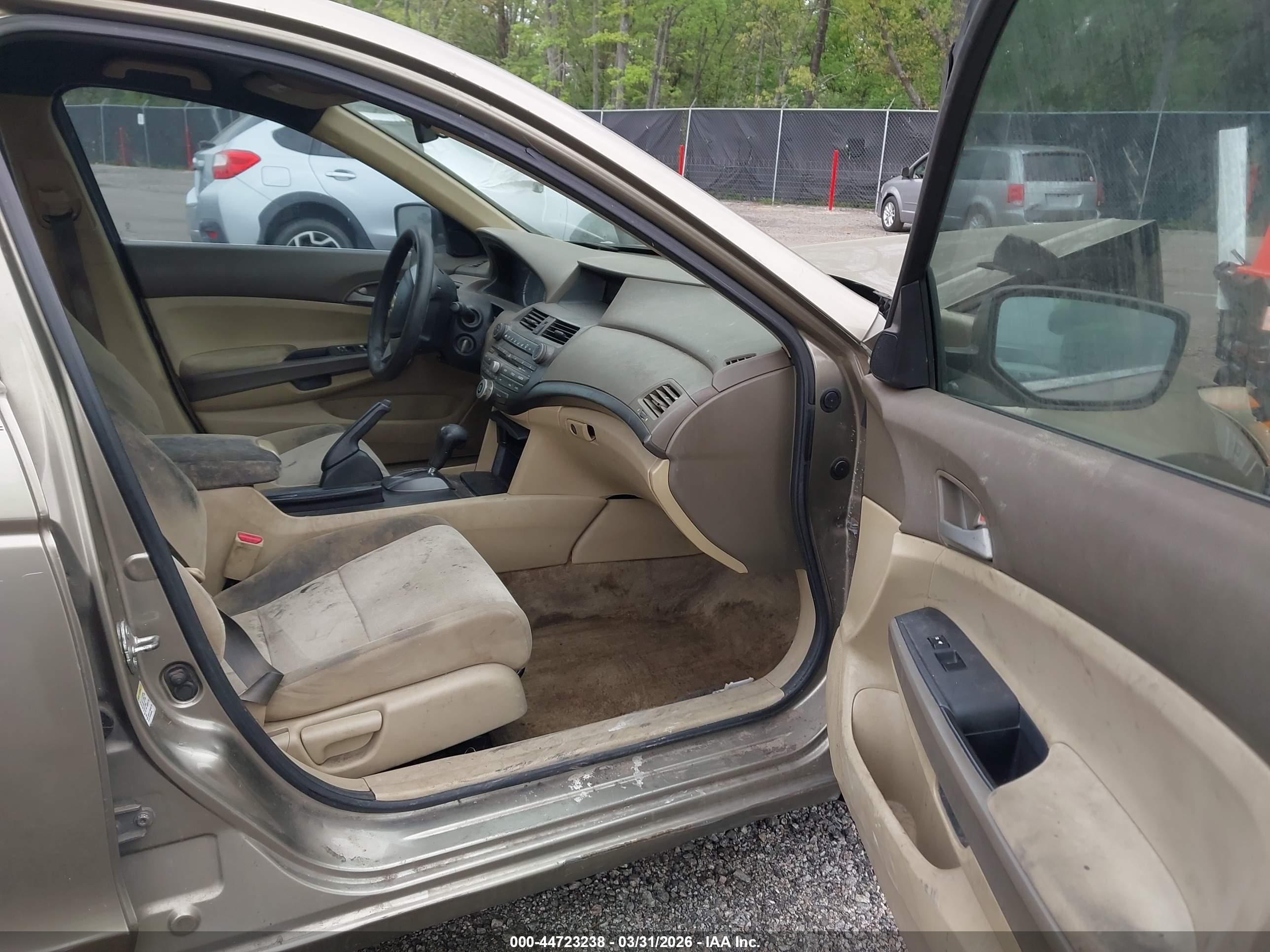 2010 Honda Accord 2.4 Lx Brown vin: 1HGCP2F36AA163822