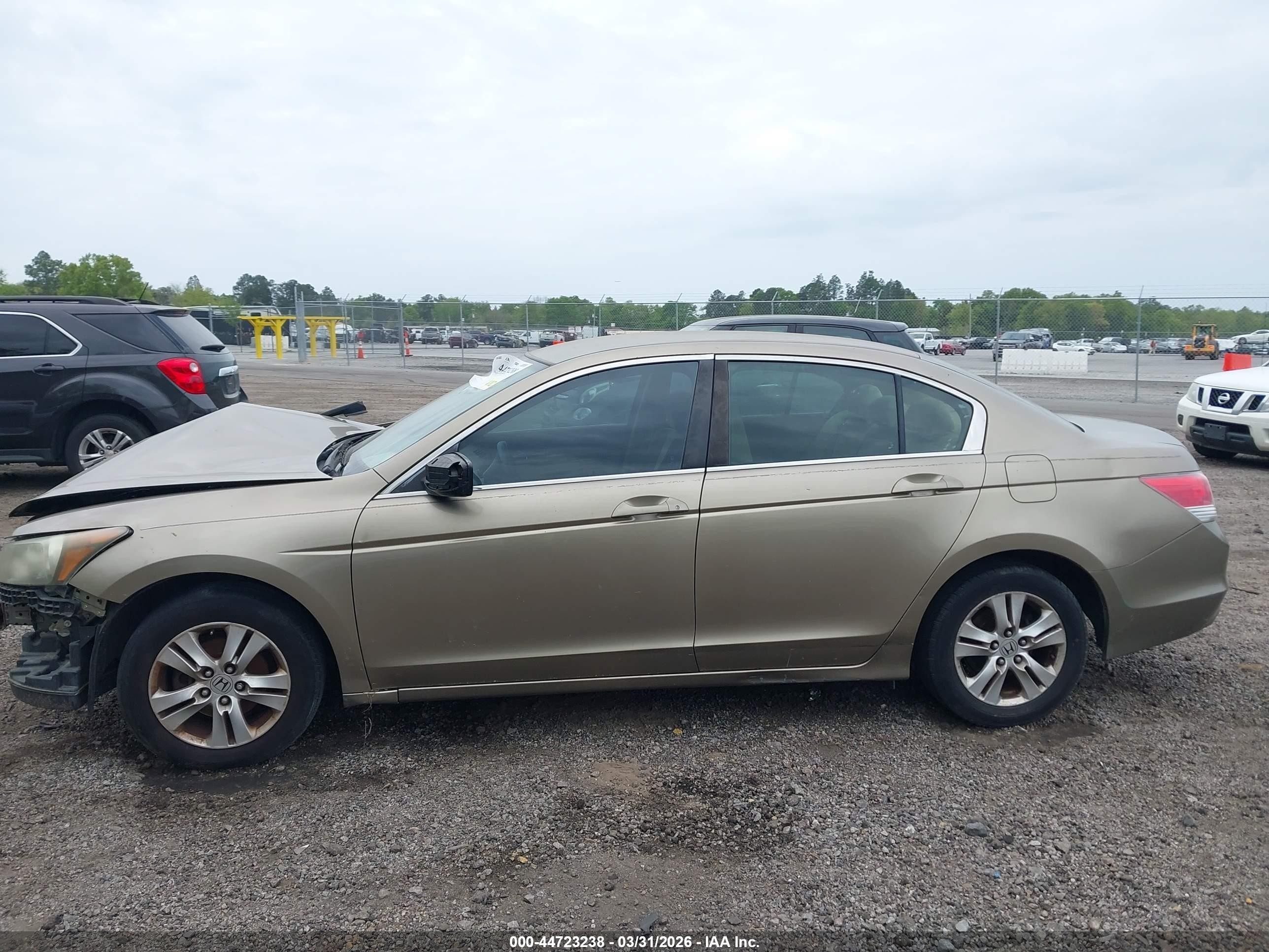2010 Honda Accord 2.4 Lx Brown vin: 1HGCP2F36AA163822