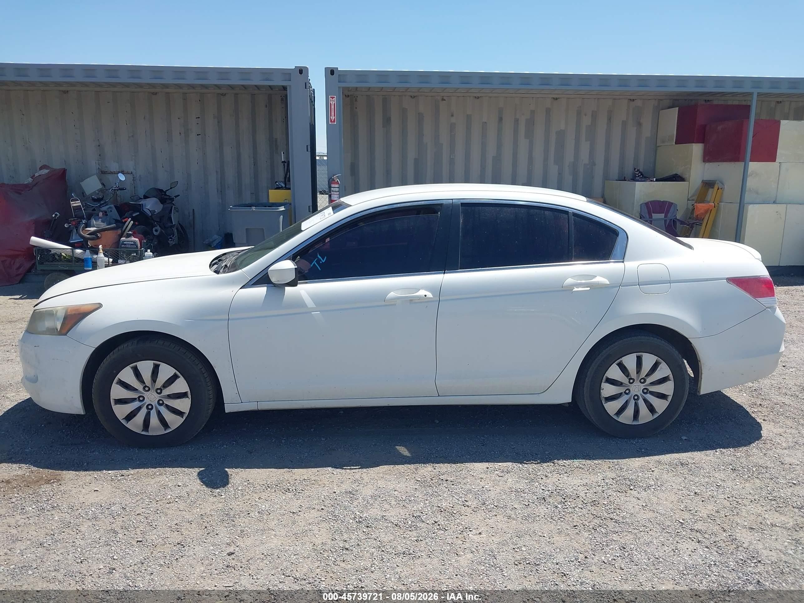 2010 Honda Accord 2.4 Lx Белый vin: 1HGCP2F36AA170060