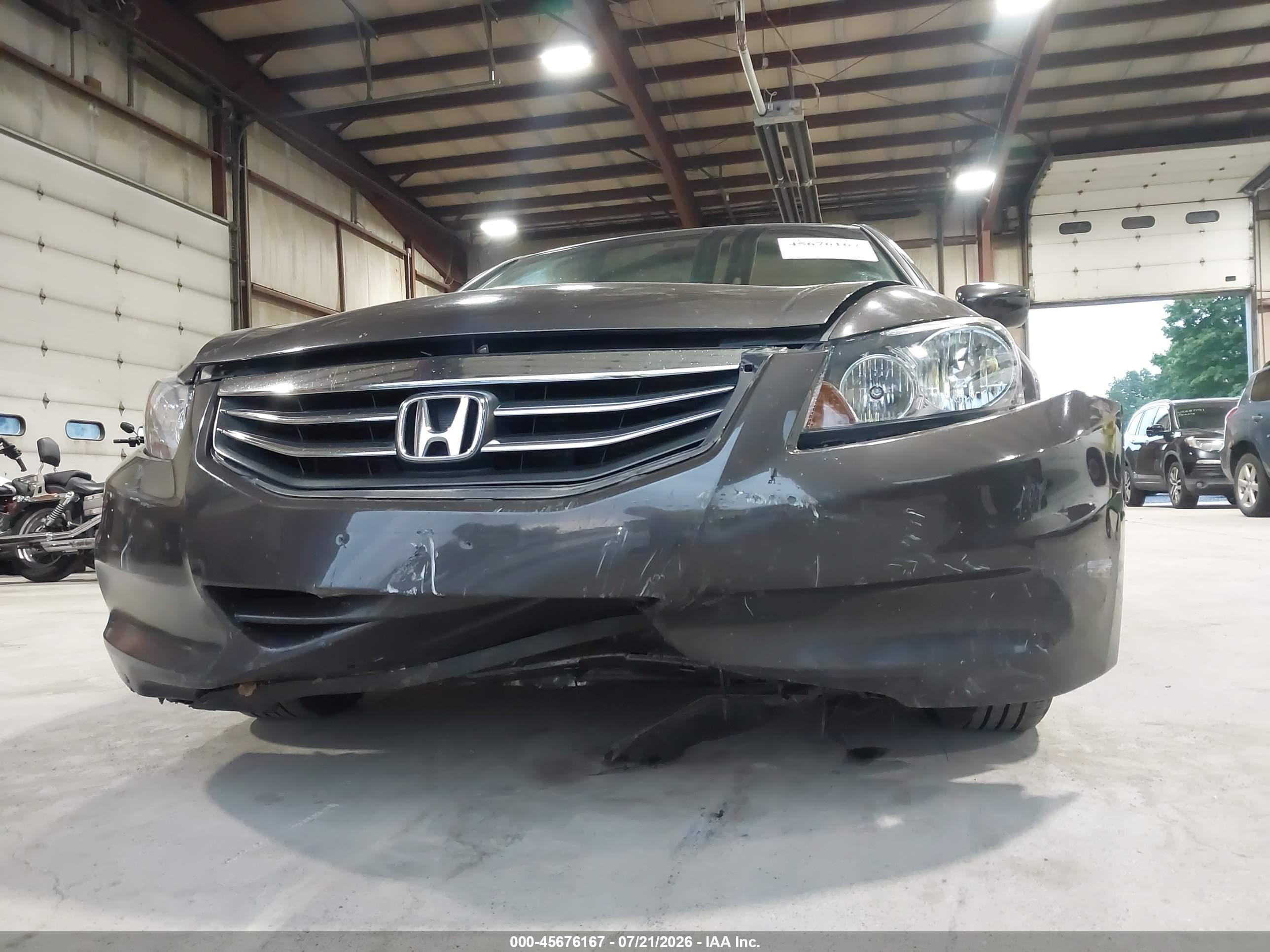2011 Honda Accord 2.4 Lx Brown vin: 1HGCP2F36BA015316