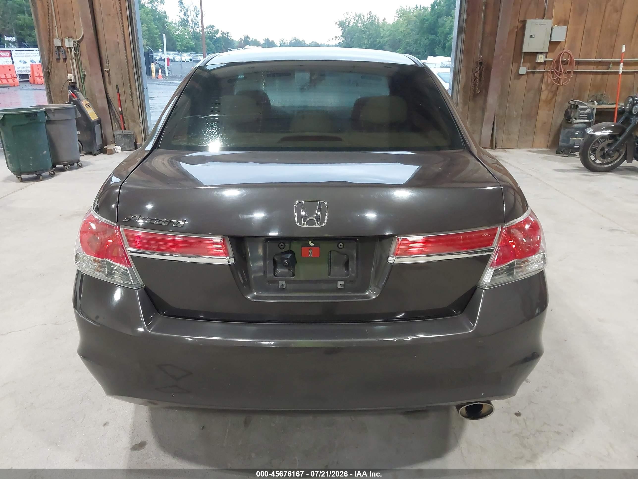 2011 Honda Accord 2.4 Lx Brown vin: 1HGCP2F36BA015316