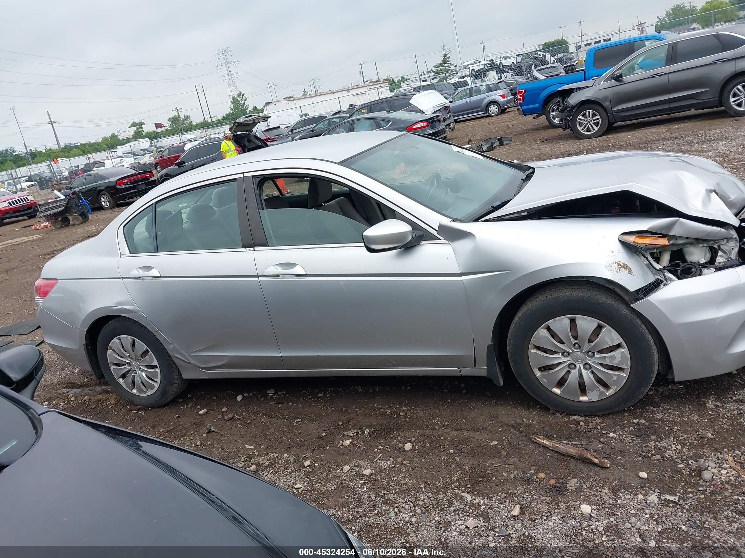 2012 Honda Accord 2.4 Lx Silver vin: 1HGCP2F36CA087621
