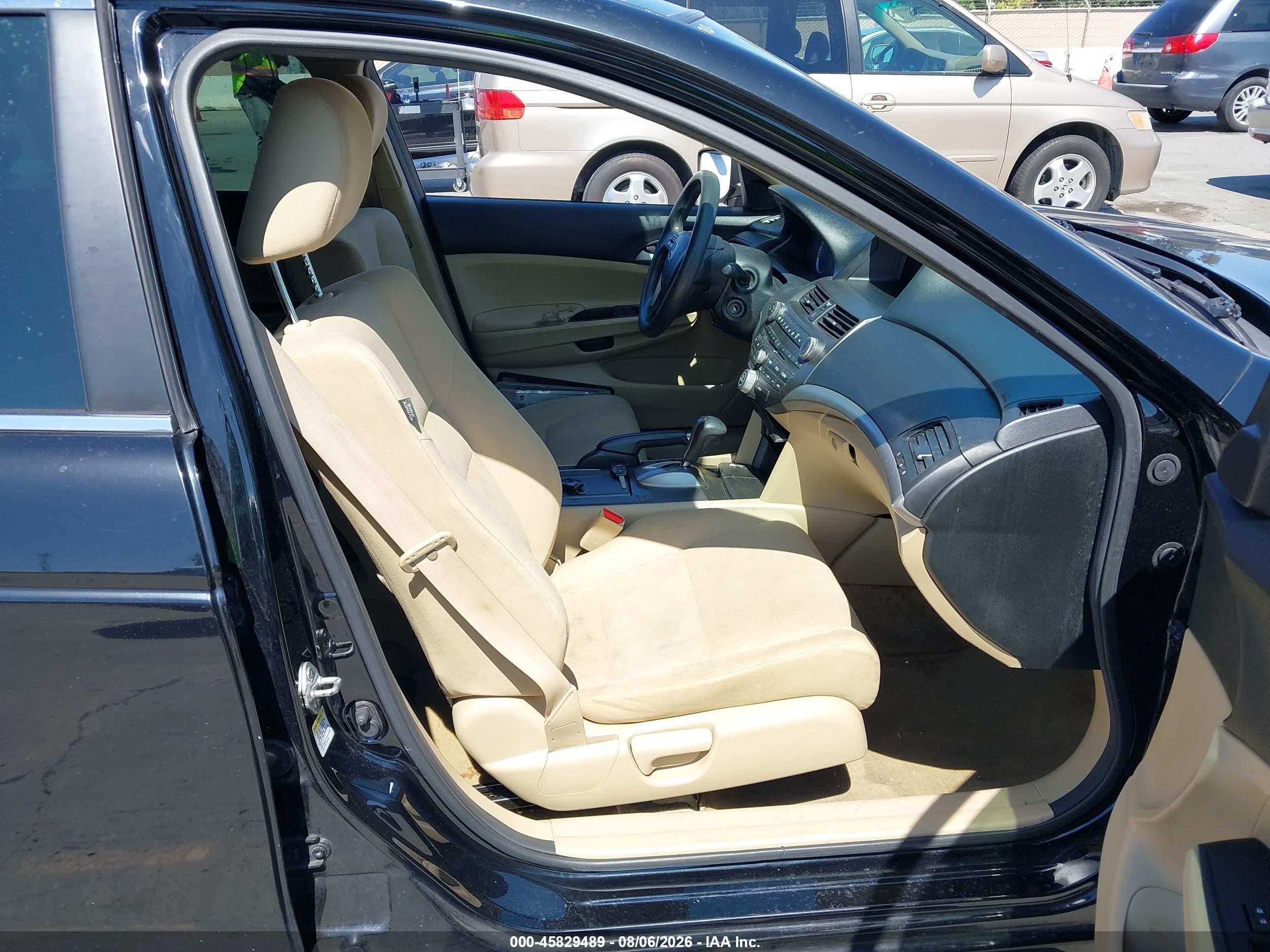 2012 Honda Accord Sdn Lx Черный vin: 1HGCP2F36CA144237