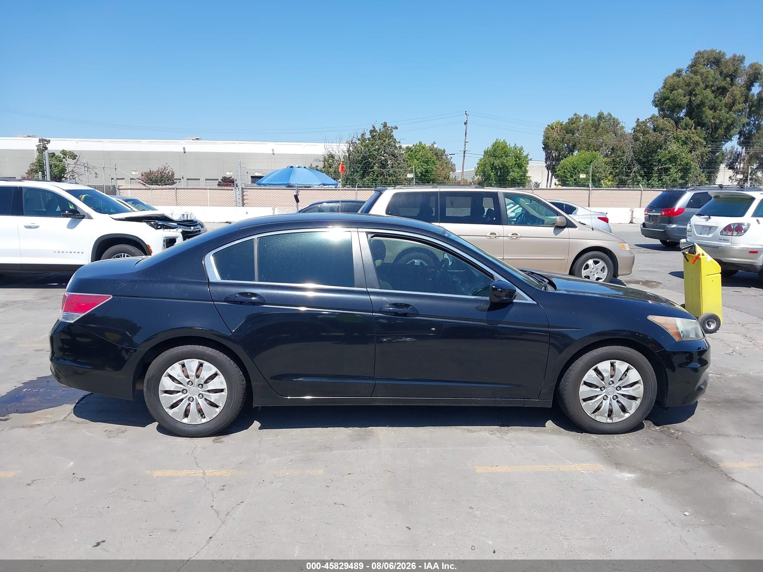 2012 Honda Accord Sdn Lx Черный vin: 1HGCP2F36CA144237