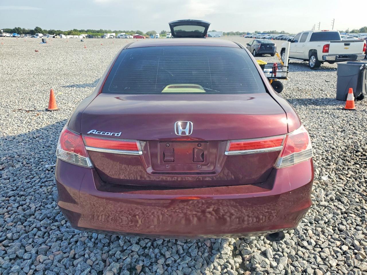 2012 Honda Accord Lx Burgundy vin: 1HGCP2F36CA144464