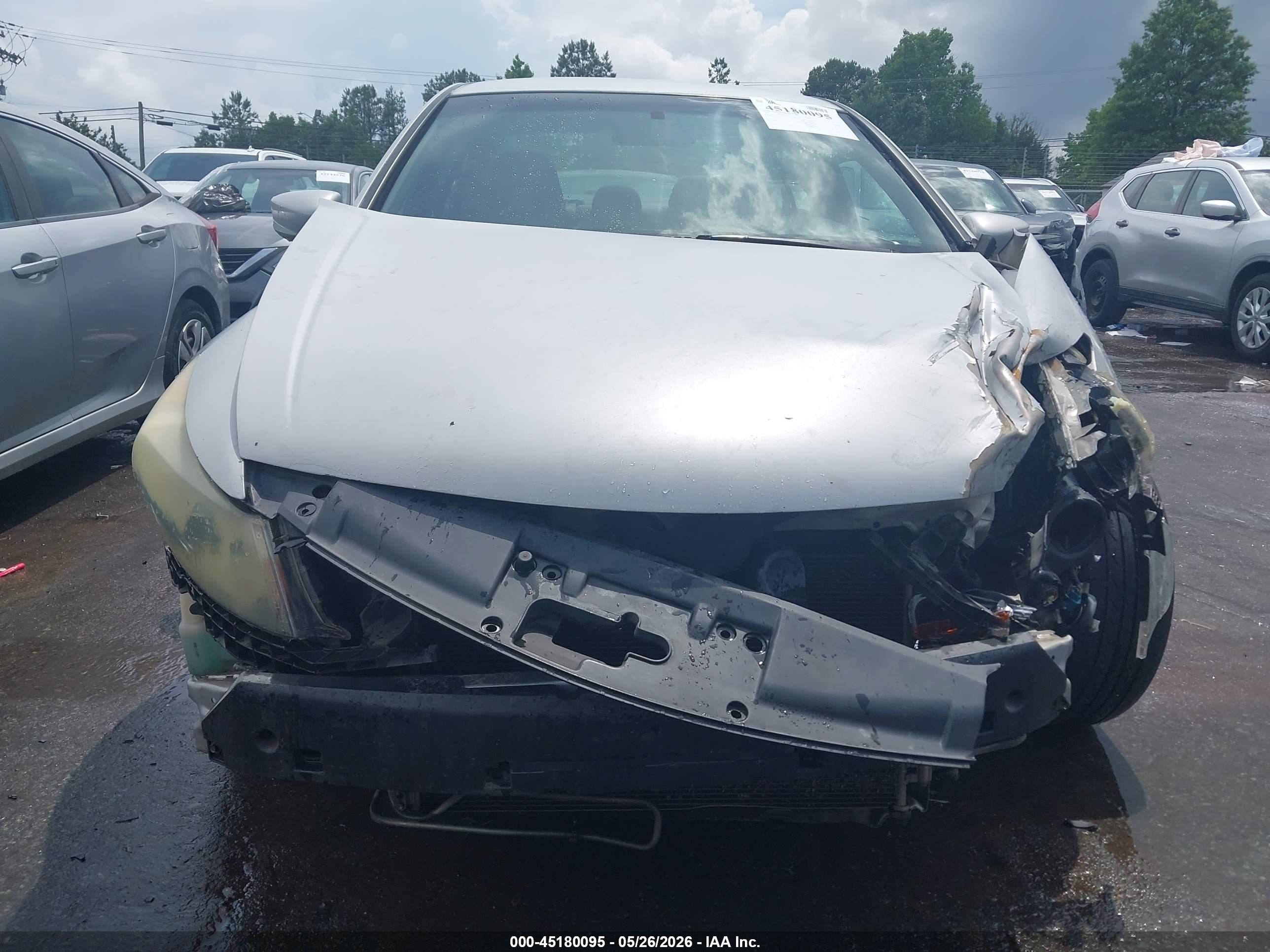 2010 Honda Accord 2.4 Lx Silver vin: 1HGCP2F37AA036903