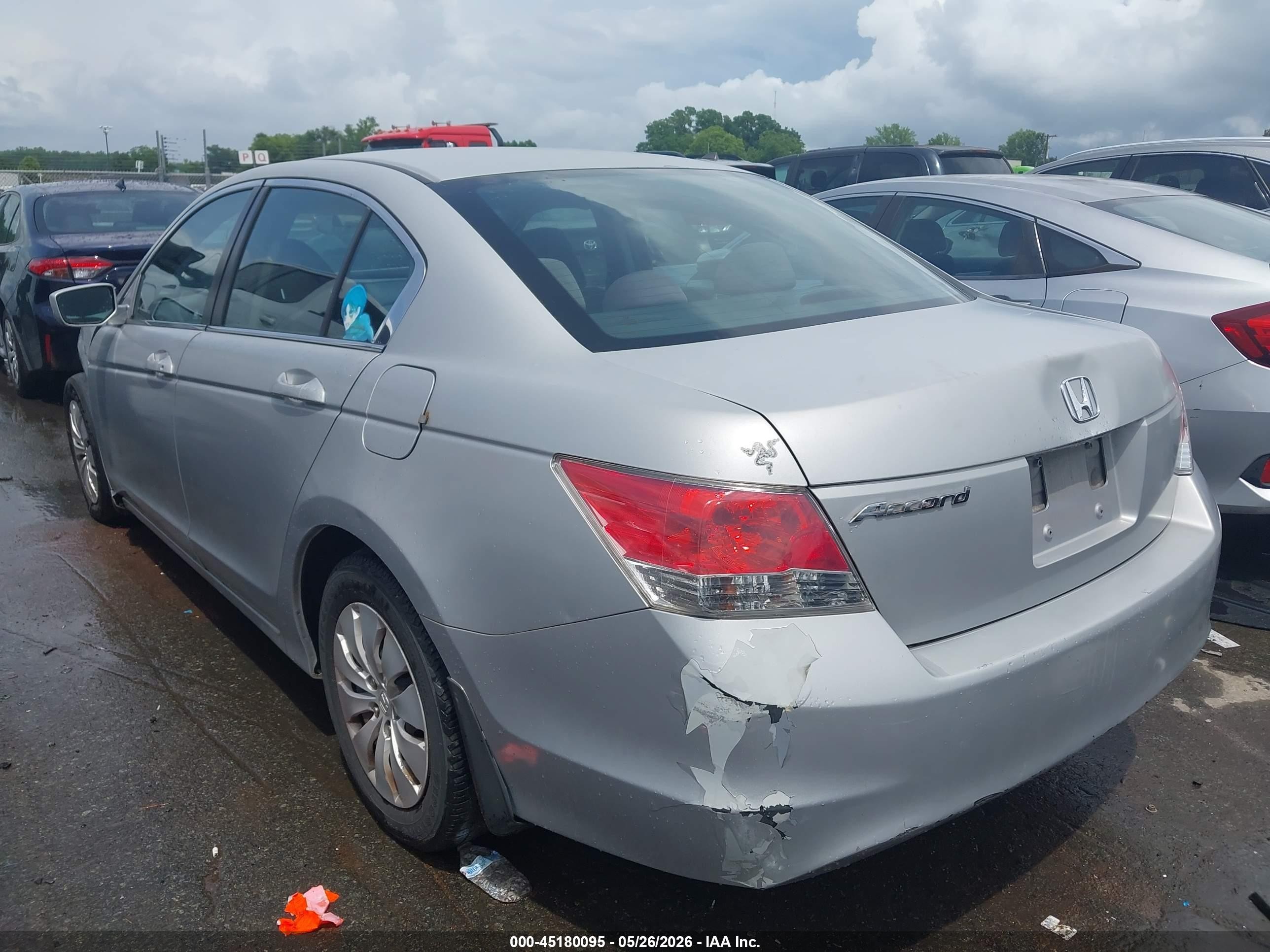 2010 Honda Accord 2.4 Lx Silver vin: 1HGCP2F37AA036903