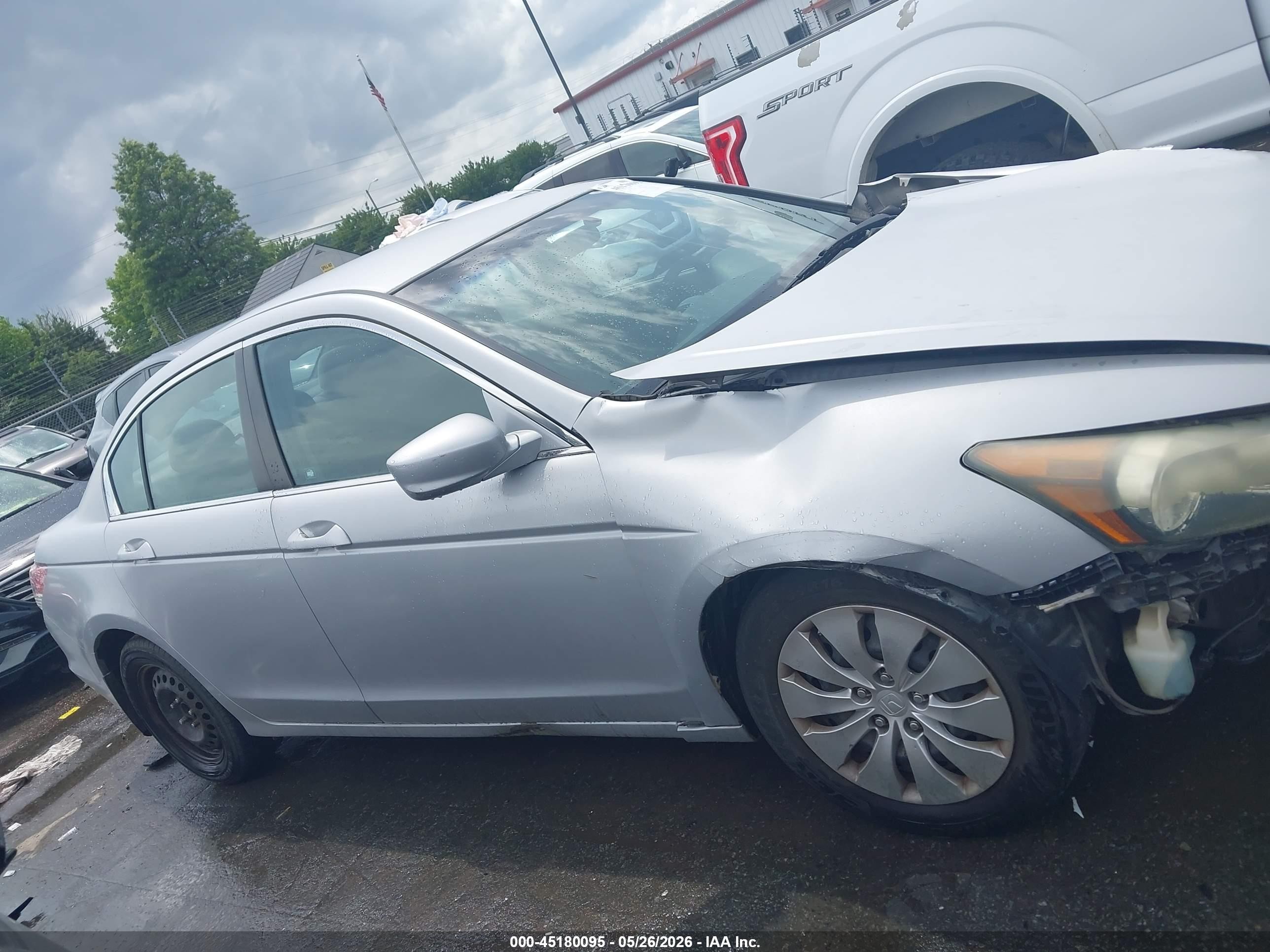 2010 Honda Accord 2.4 Lx Silver vin: 1HGCP2F37AA036903