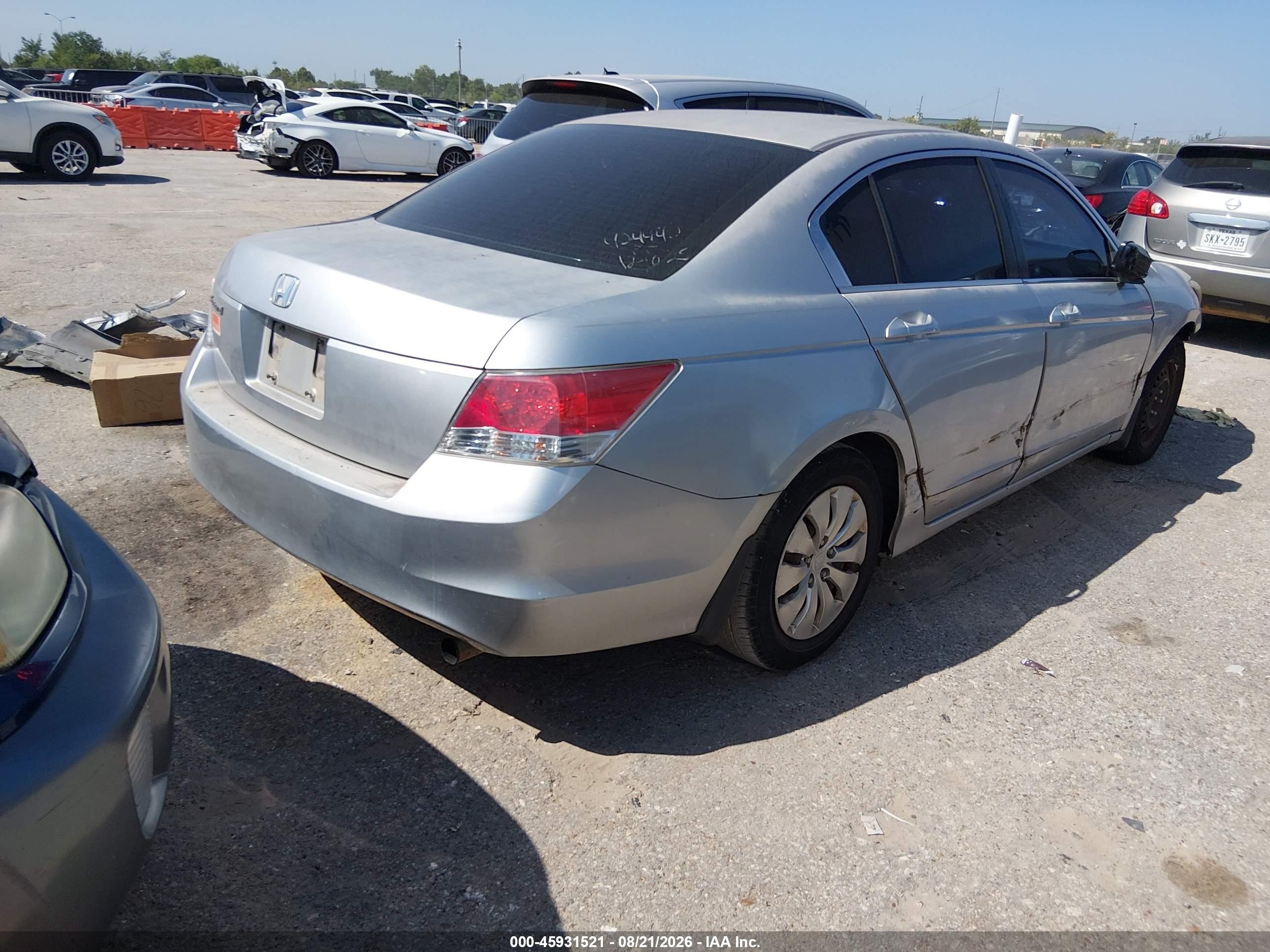 2010 Honda Accord 2.4 Lx Silver vin: 1HGCP2F37AA051109