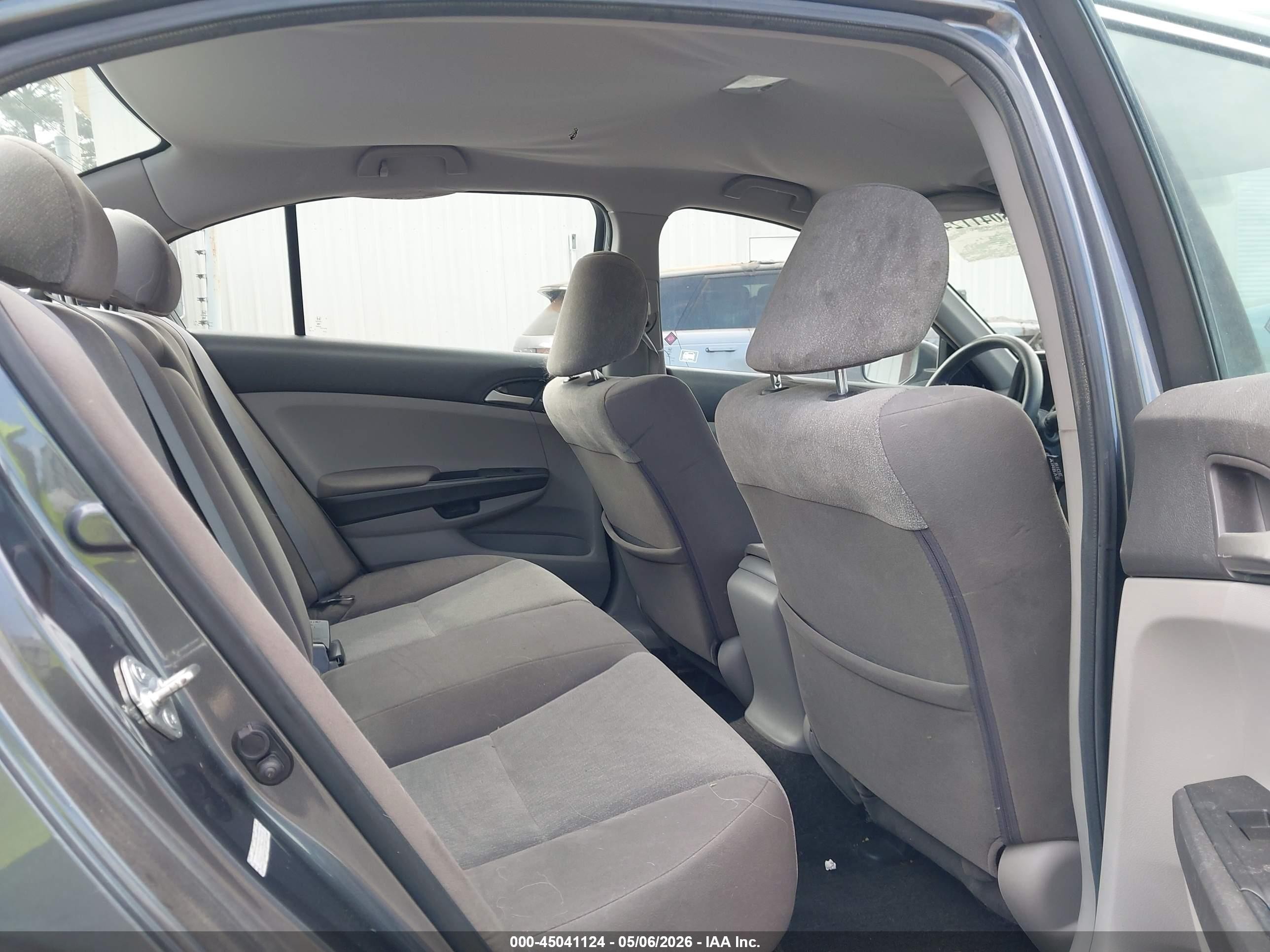2010 Honda Accord 2.4 Lx Gray vin: 1HGCP2F37AA058738
