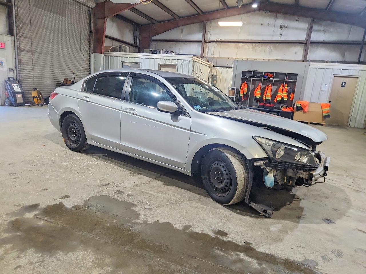 2010 Honda Accord Lx Silver vin: 1HGCP2F37AA066516