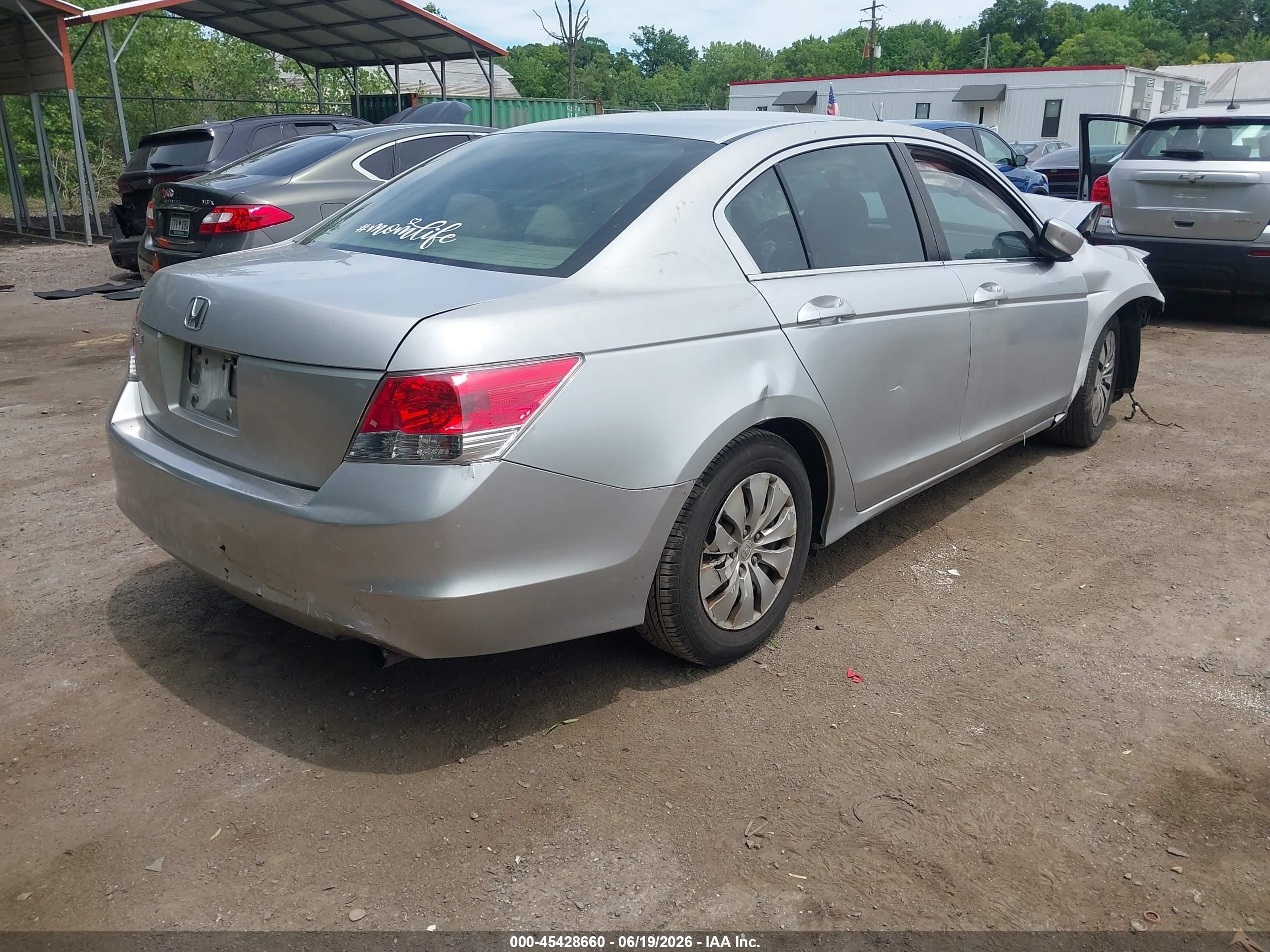 2010 Honda Accord 2.4 Lx Серебряный vin: 1HGCP2F37AA078021