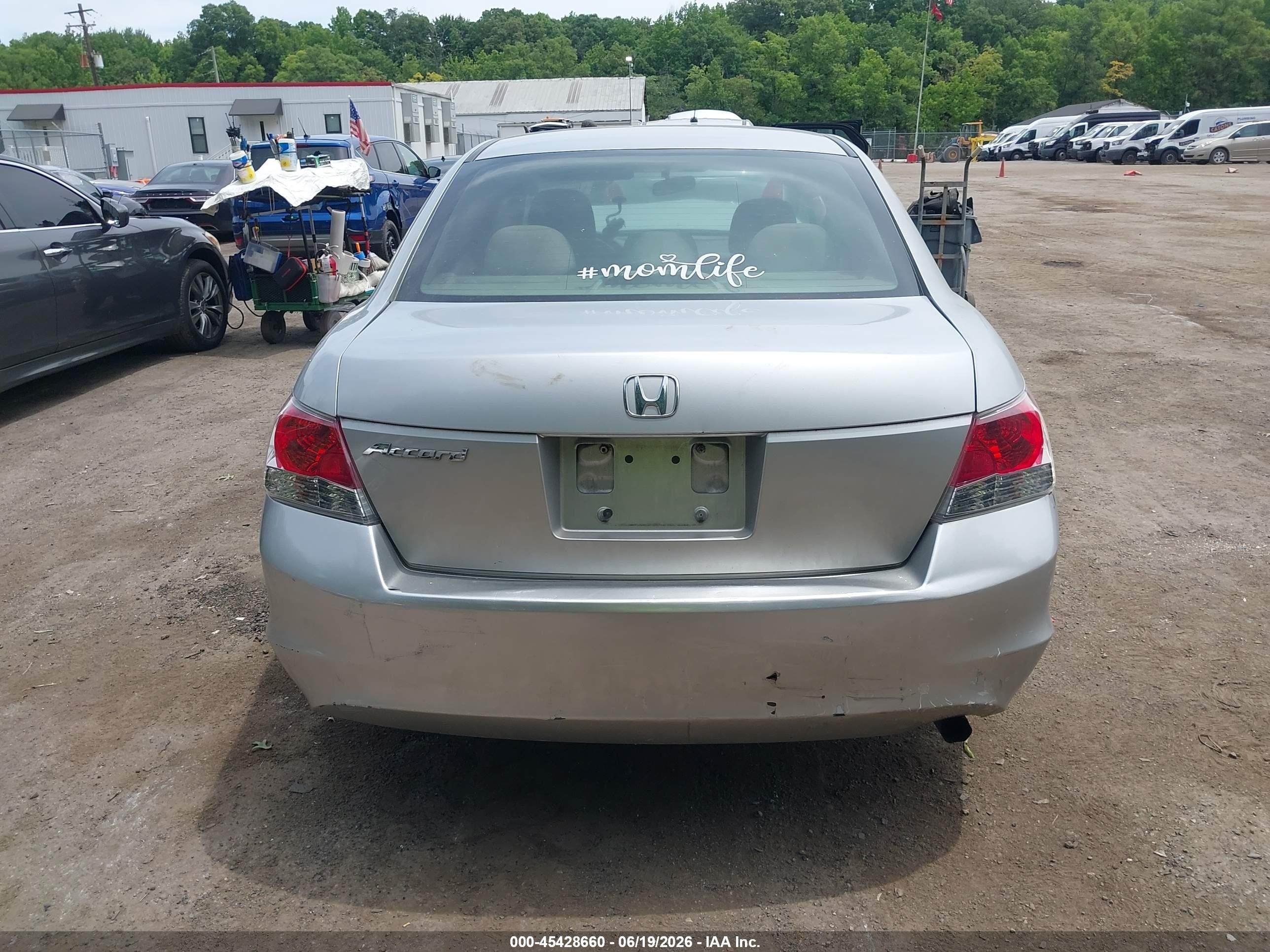 2010 Honda Accord 2.4 Lx Серебряный vin: 1HGCP2F37AA078021