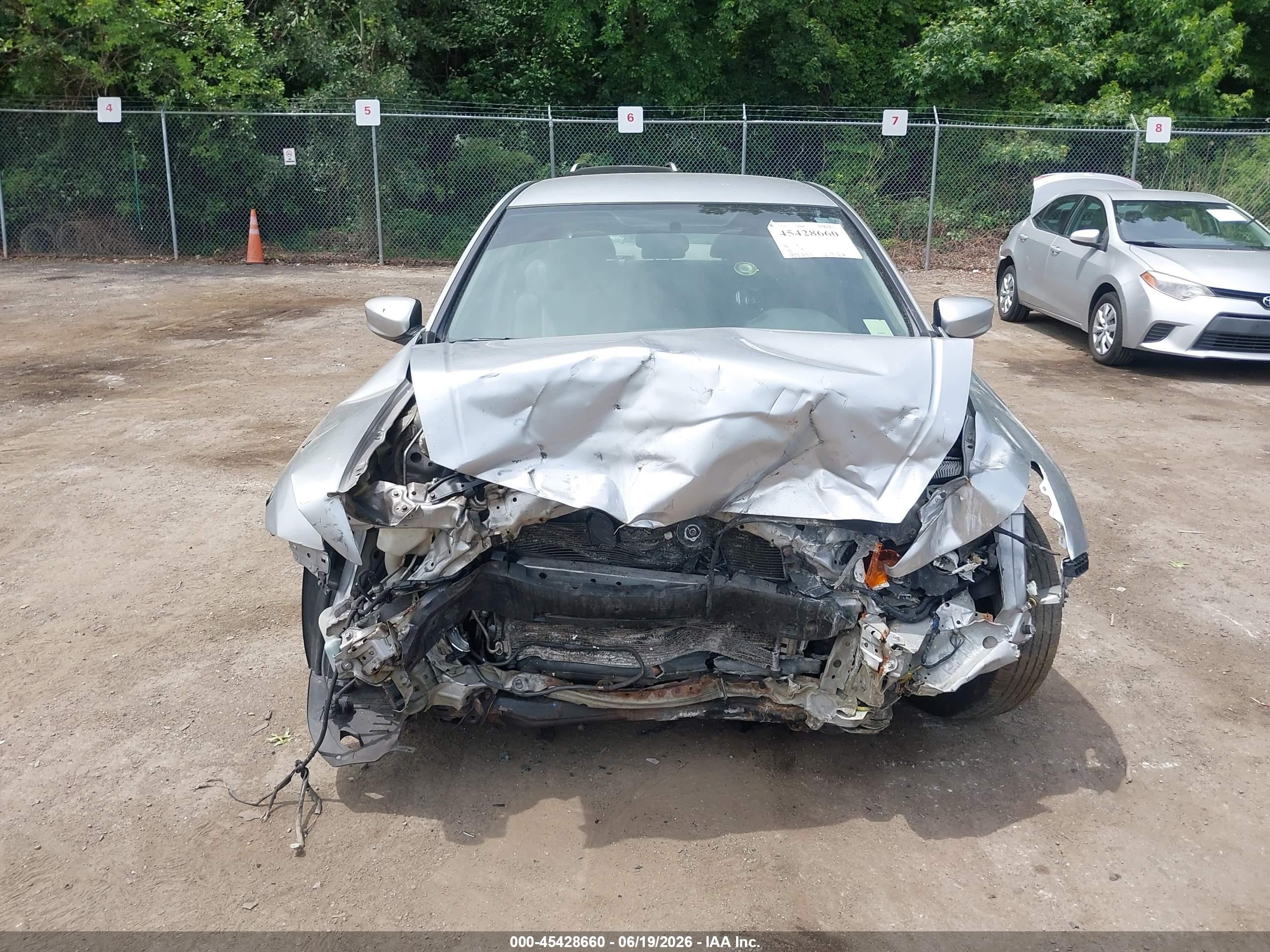 2010 Honda Accord 2.4 Lx Серебряный vin: 1HGCP2F37AA078021