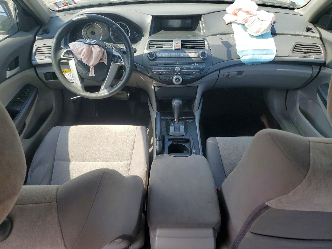 2010 Honda Accord Lx Серебряный vin: 1HGCP2F37AA123135
