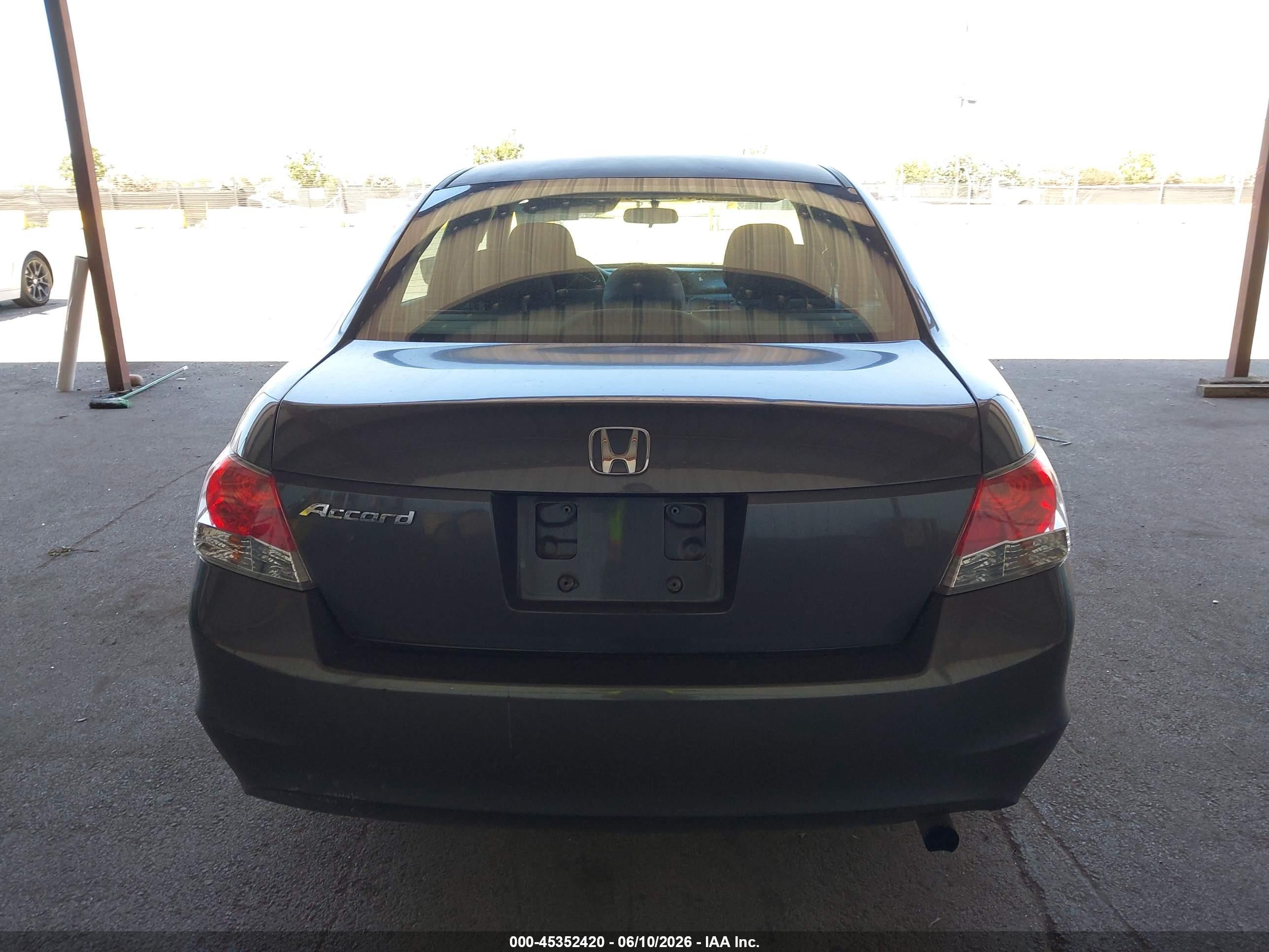 2010 Honda Accord 2.4 Lx Серый vin: 1HGCP2F37AA188874