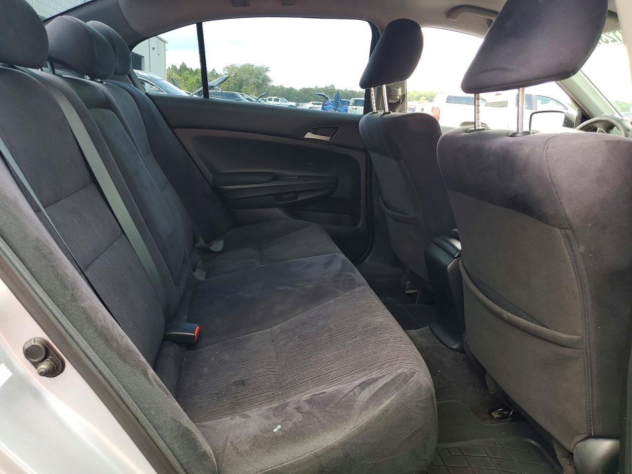 2011 Honda Accord Lx Серебряный vin: 1HGCP2F37BA036529