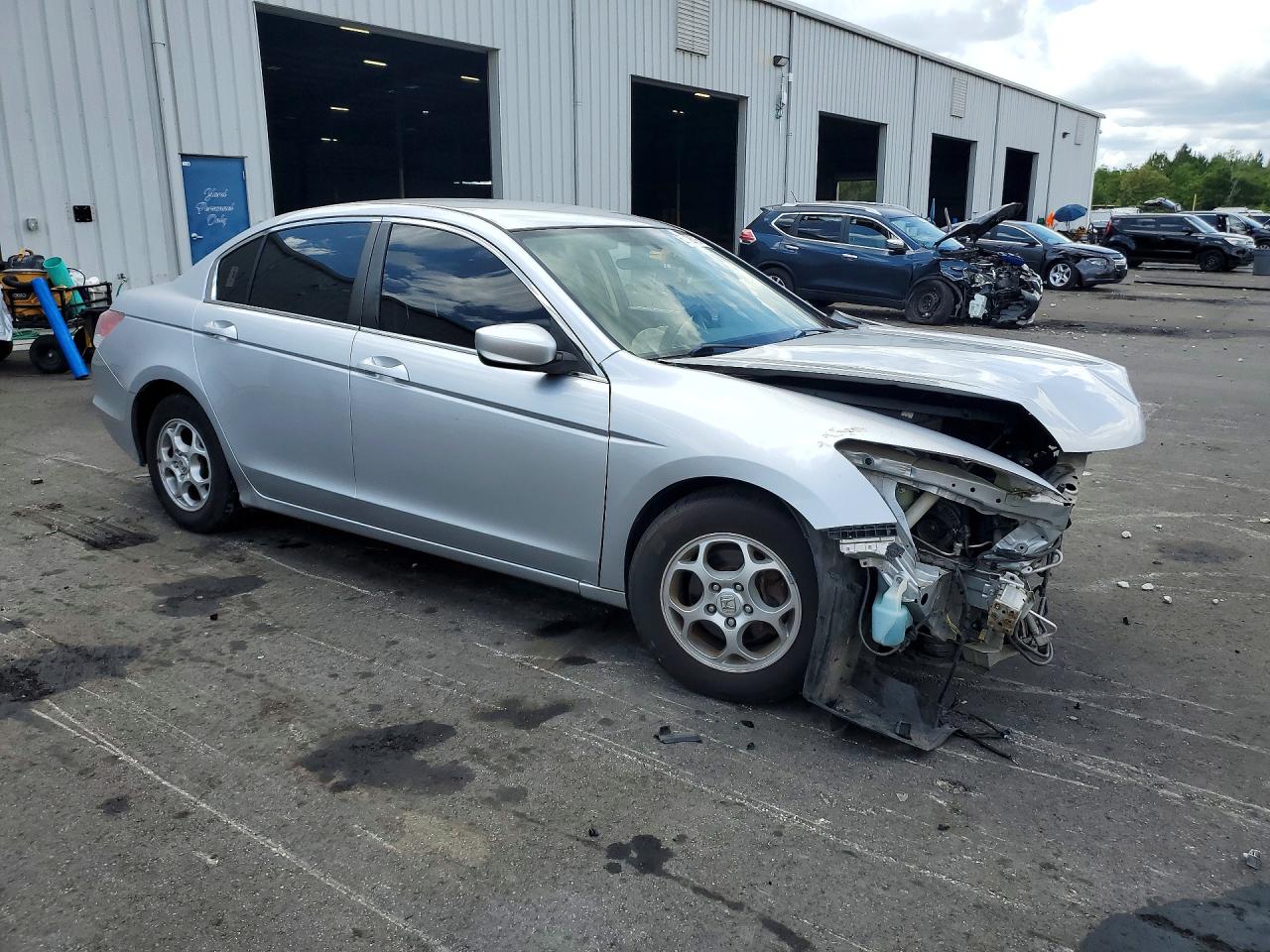 2011 Honda Accord Lx Серебряный vin: 1HGCP2F37BA036529