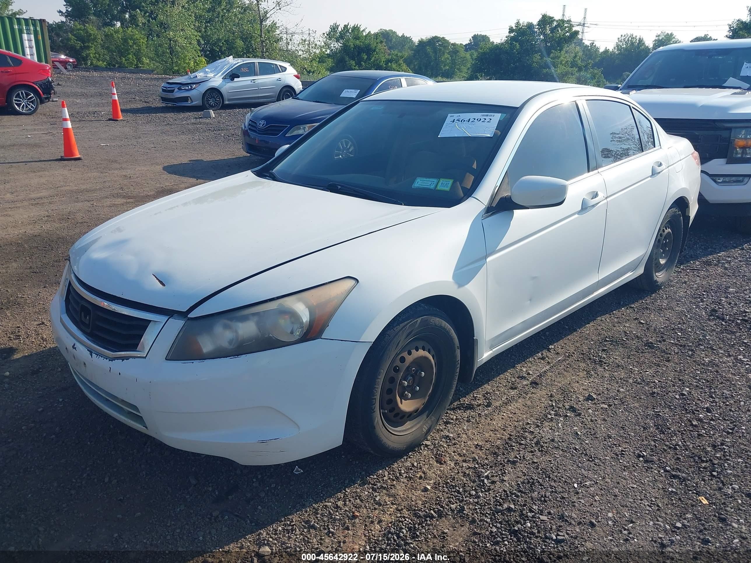 2011 Honda Accord 2.4 Lx White vin: 1HGCP2F37BA057641