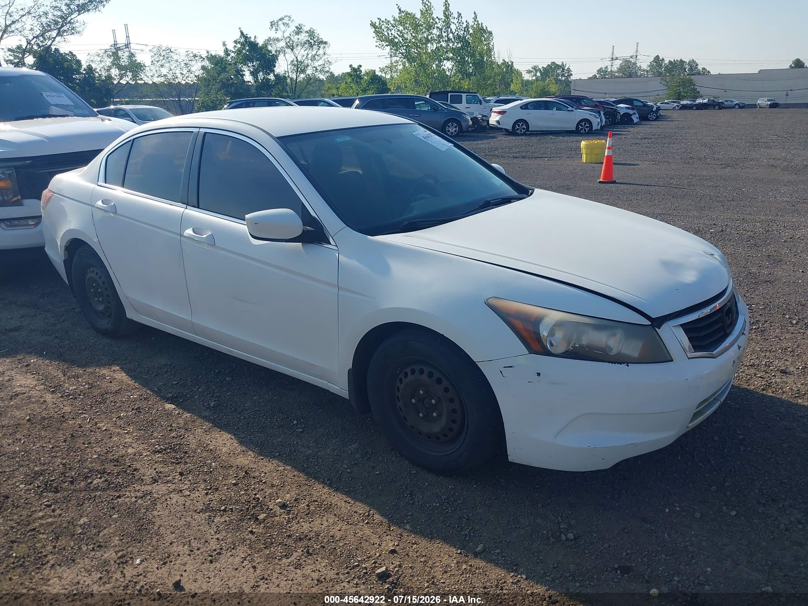 2011 Honda Accord 2.4 Lx White vin: 1HGCP2F37BA057641