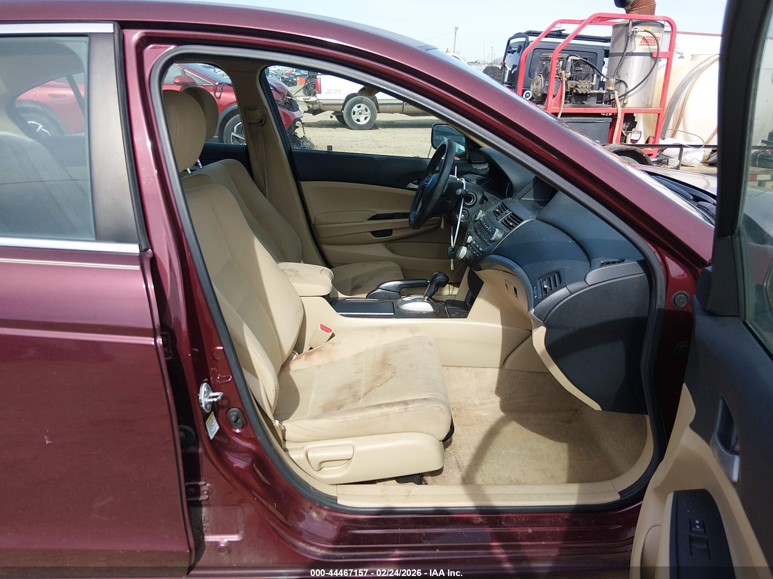 2011 Honda Accord 2.4 Lx Темно-бордовый vin: 1HGCP2F37BA071183