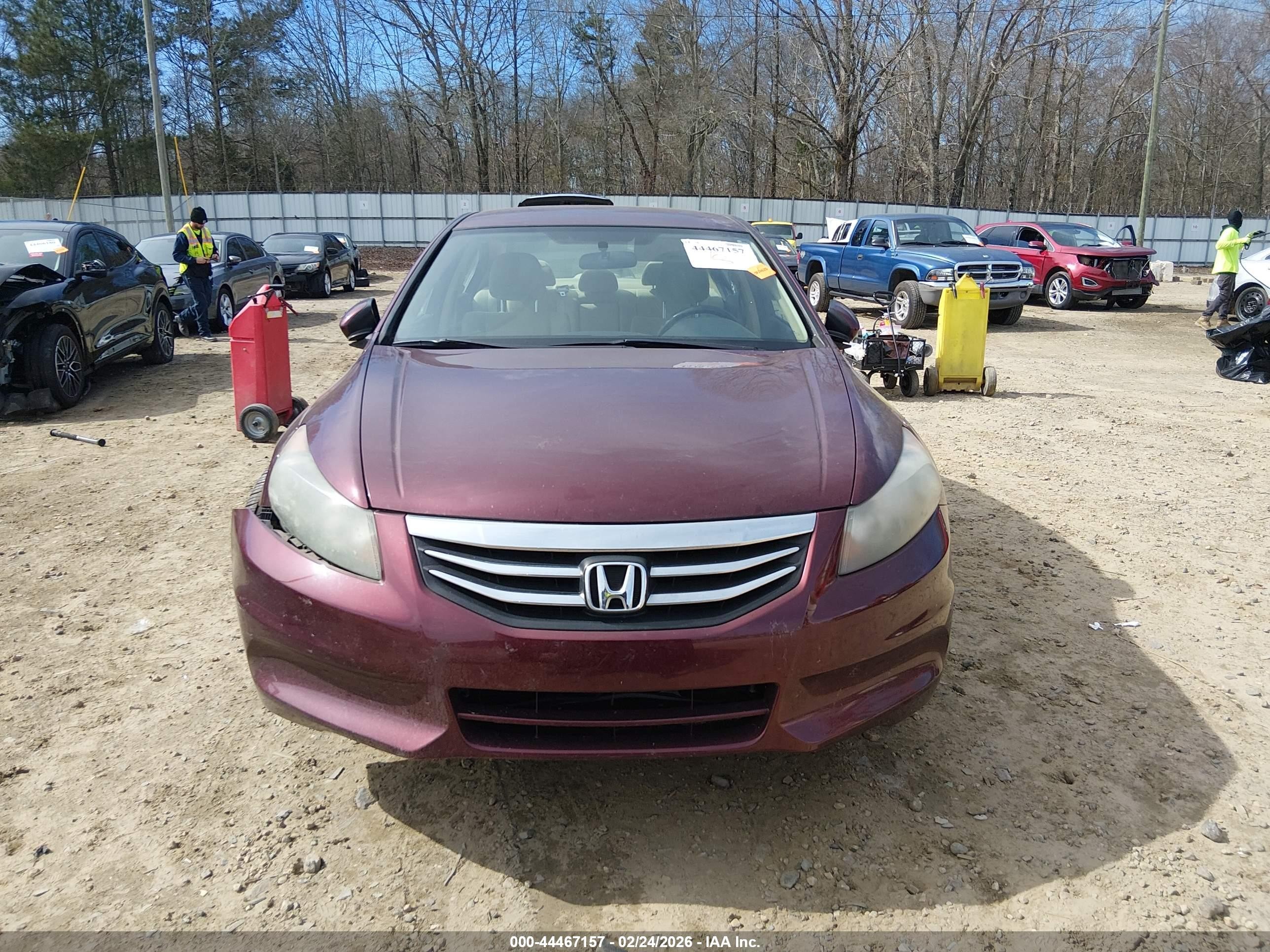 2011 Honda Accord 2.4 Lx Темно-бордовый vin: 1HGCP2F37BA071183
